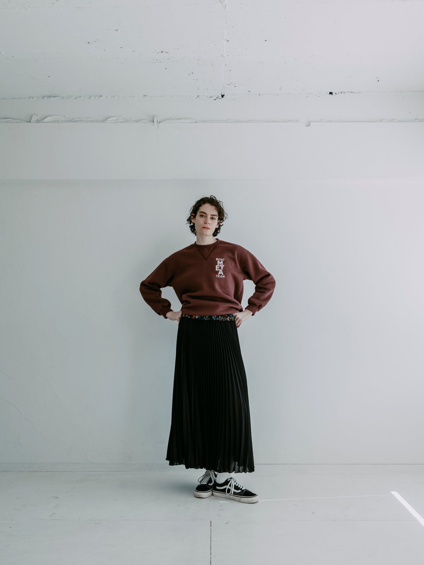 FLOWER WAIST PLEATED SKIRT