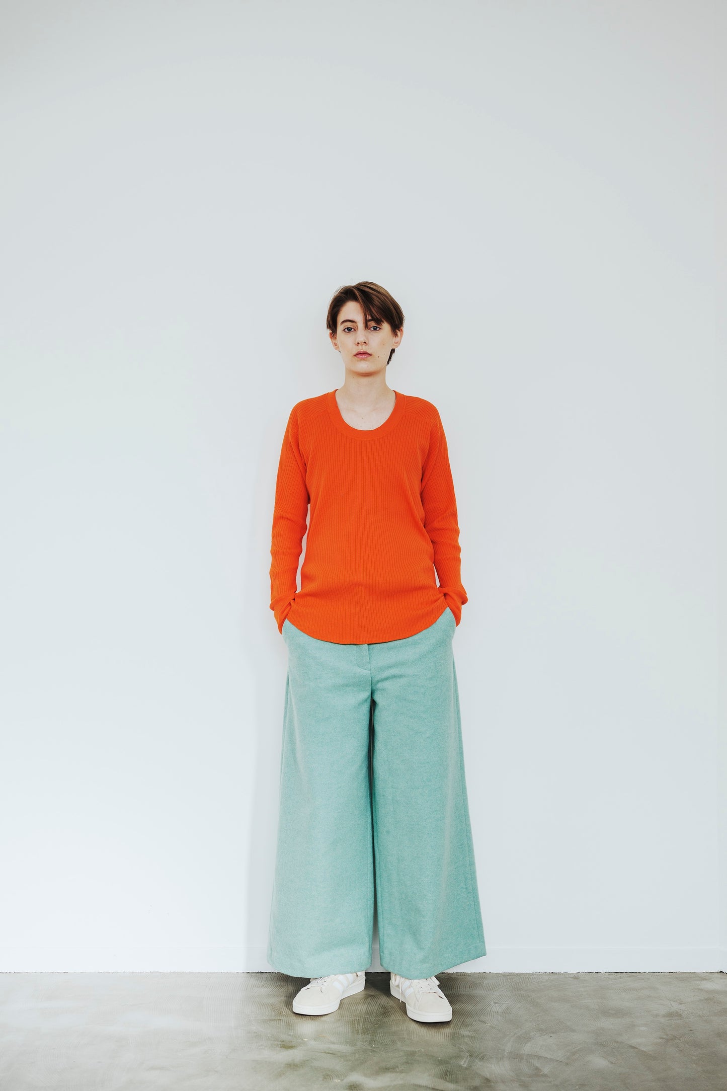 OBLONG NECK RIB PULLOVER
