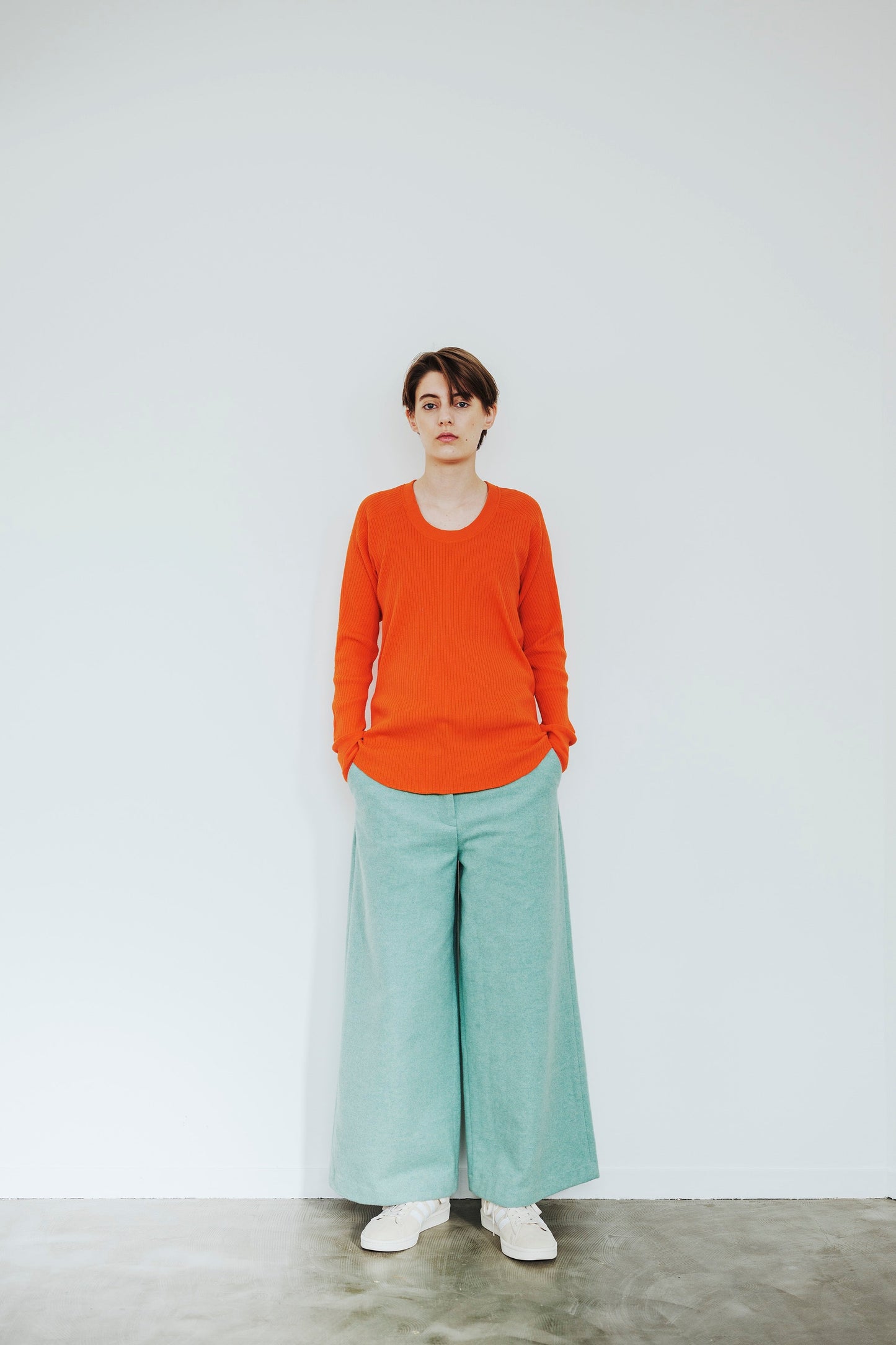 OBLONG NECK RIB PULLOVER