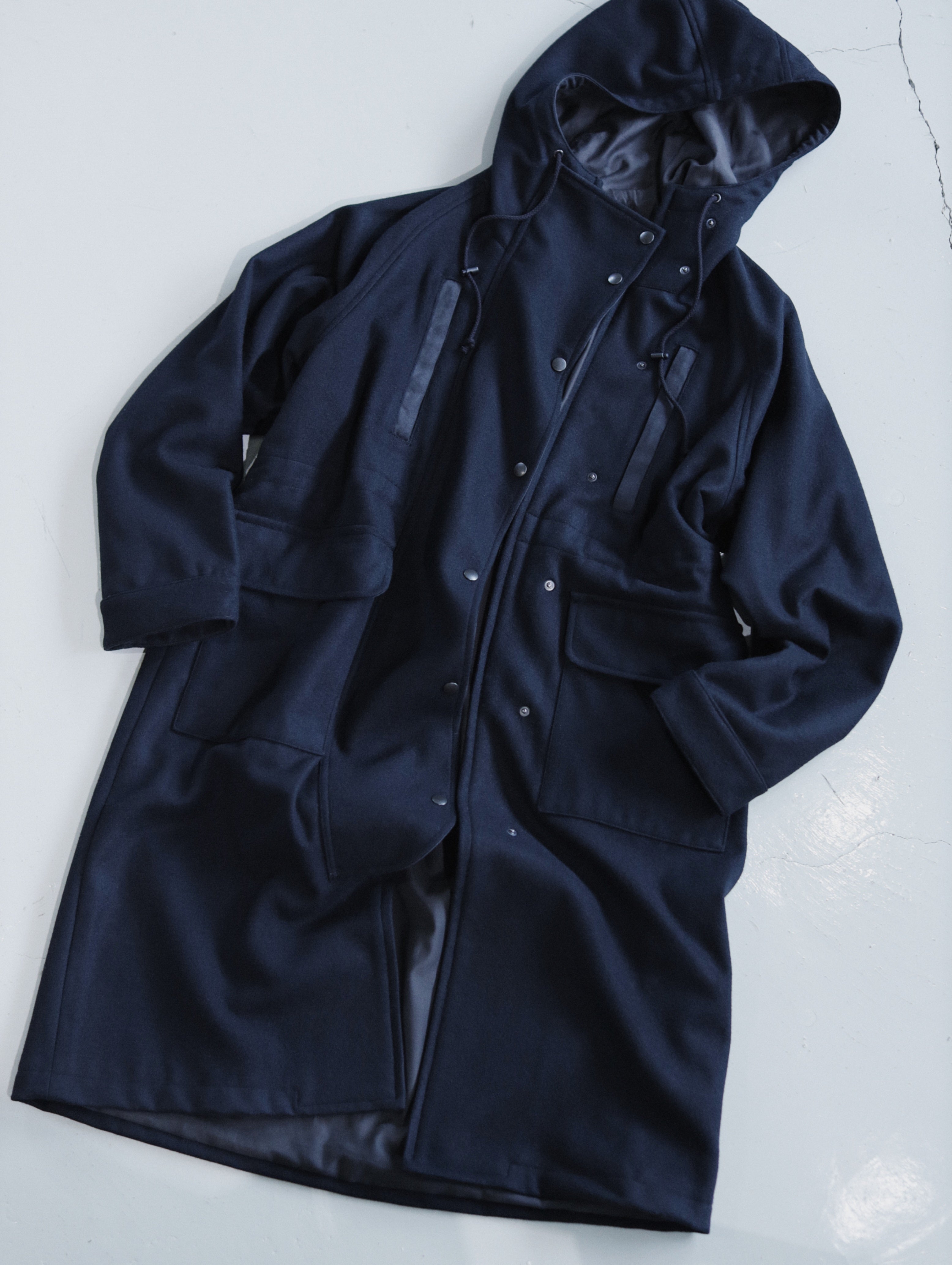 MANY POCKETS PARKA (MIDIUM)