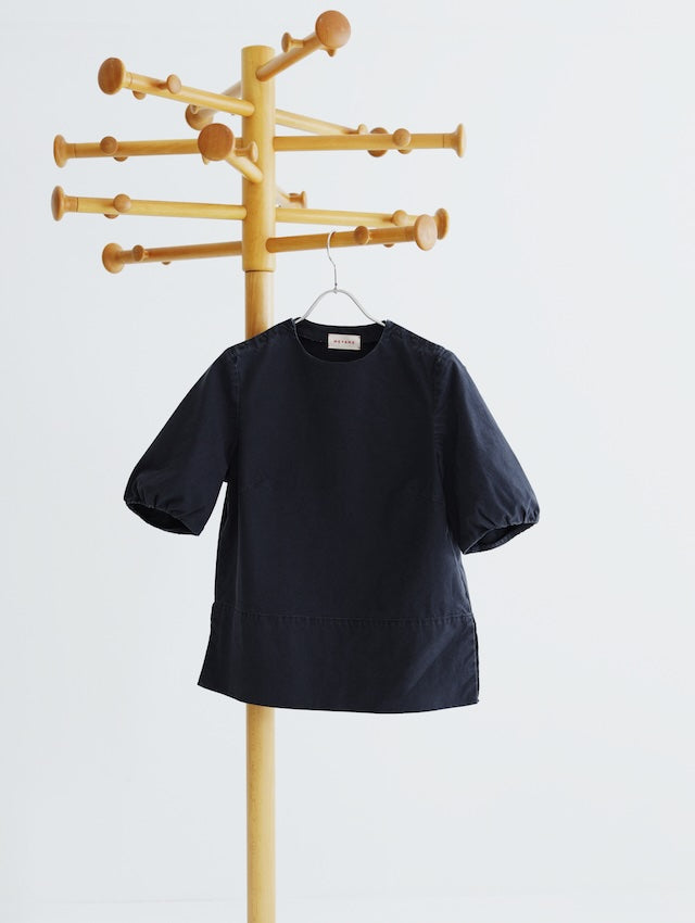CREW NECK BLOUSE