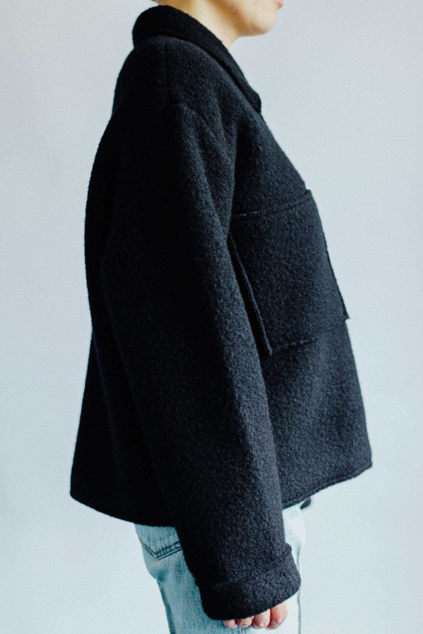 LIGHT WOOL SHORT JACKET