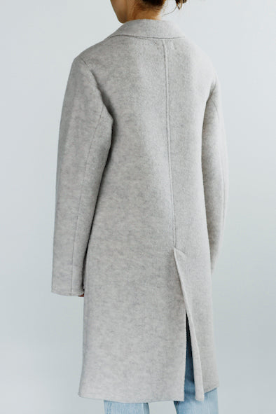 LIGHT WOOL CHESTER COAT