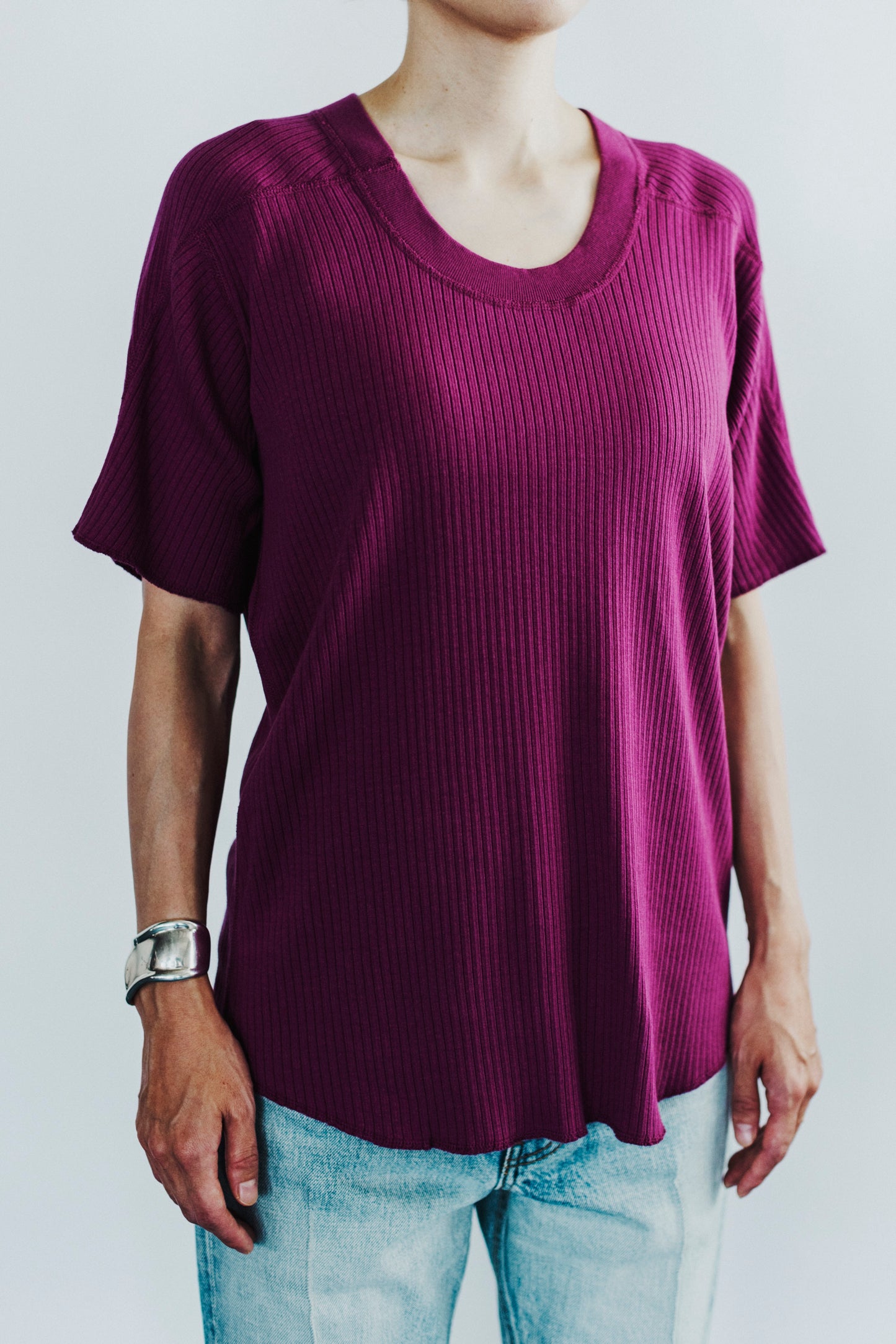 OBLONG NECK SHORT SLEEVE