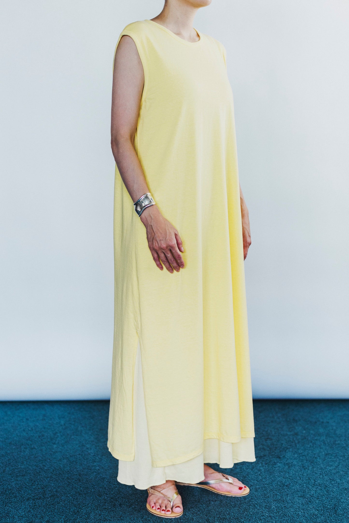 DOUBLE SLEEVELESS DRESS