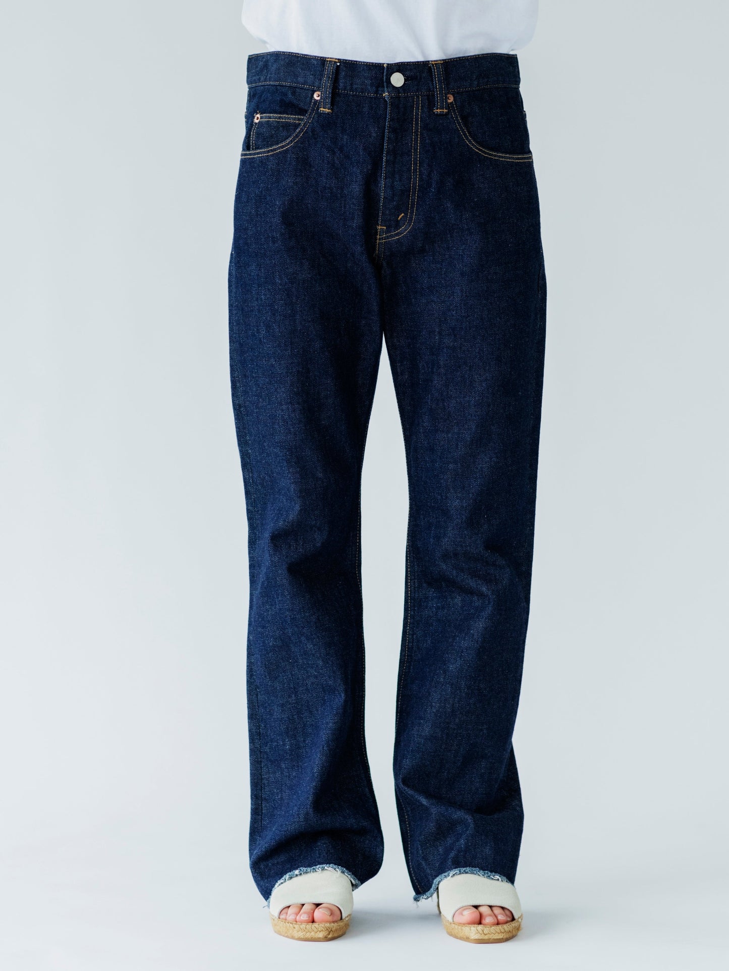 EVERYDAY FLARE DENIM (INDIGO)