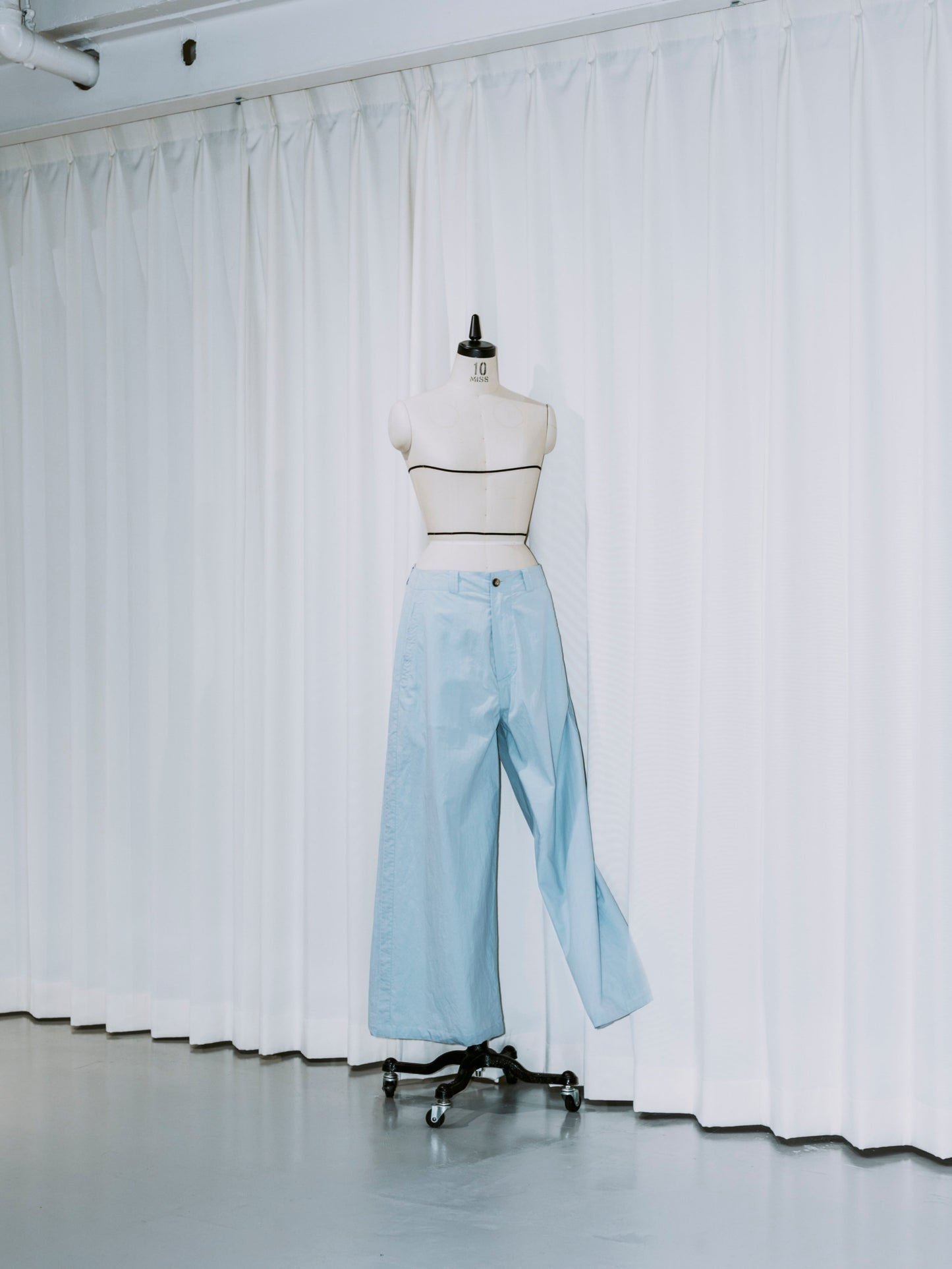 SIDE LINE WIDE PANTS
