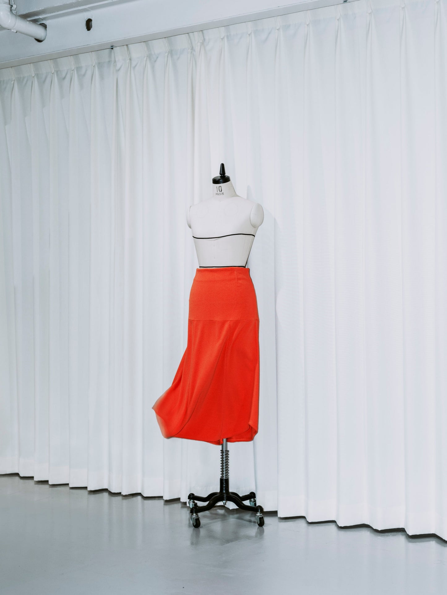 MOLE YARN BEAUTIFUL SKIRT