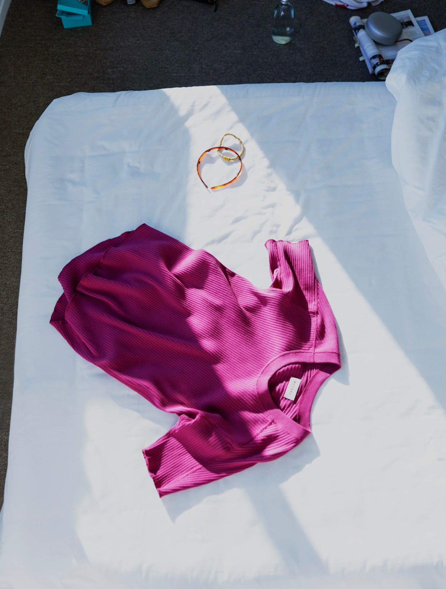 OBLONG NECK SHORT SLEEVE