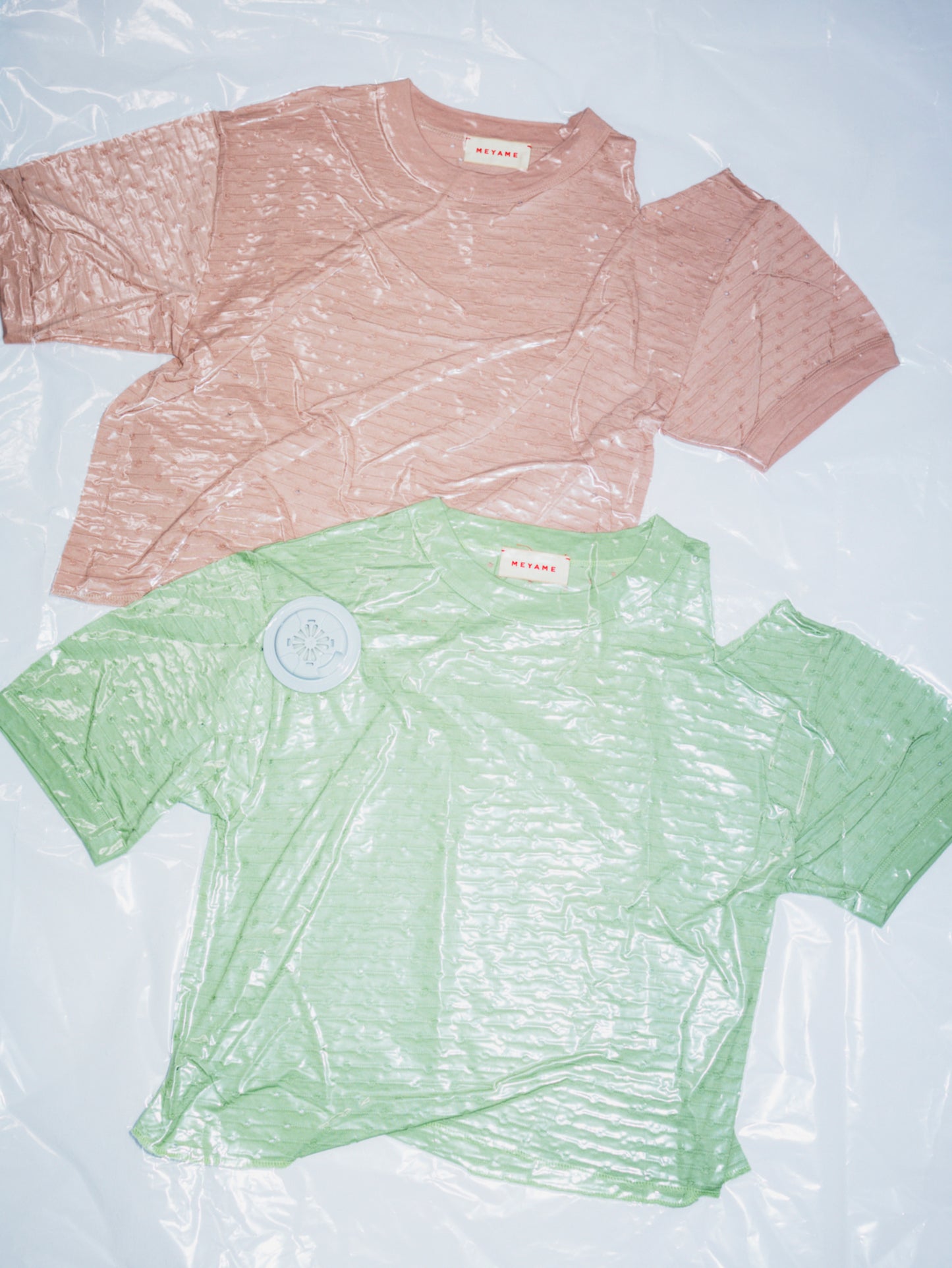 DOT HOLE JACQUARD TEE