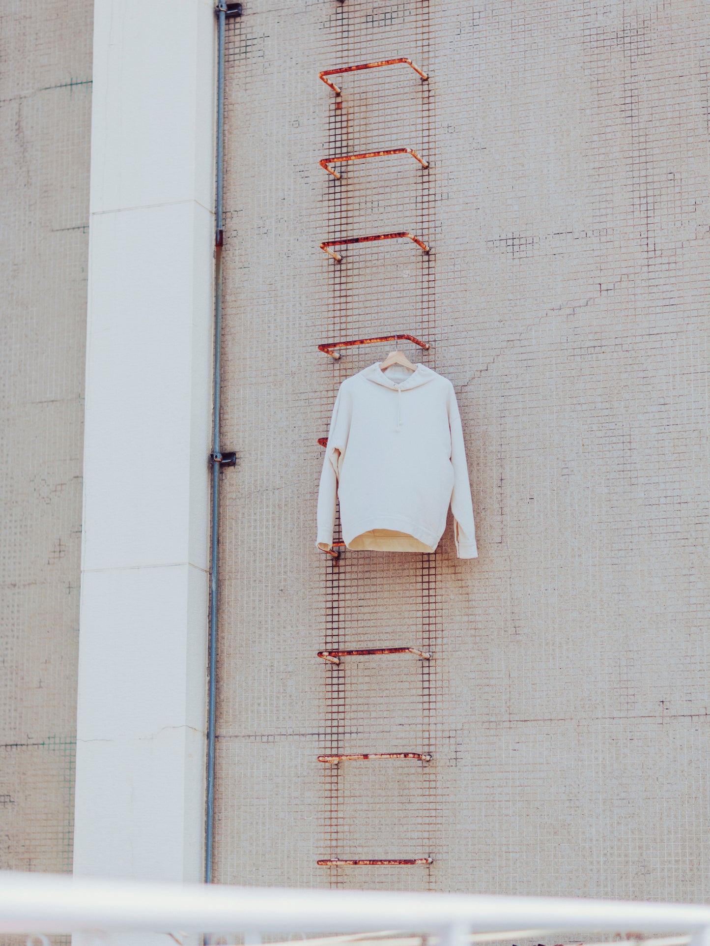RAISED DENIM SMOCK