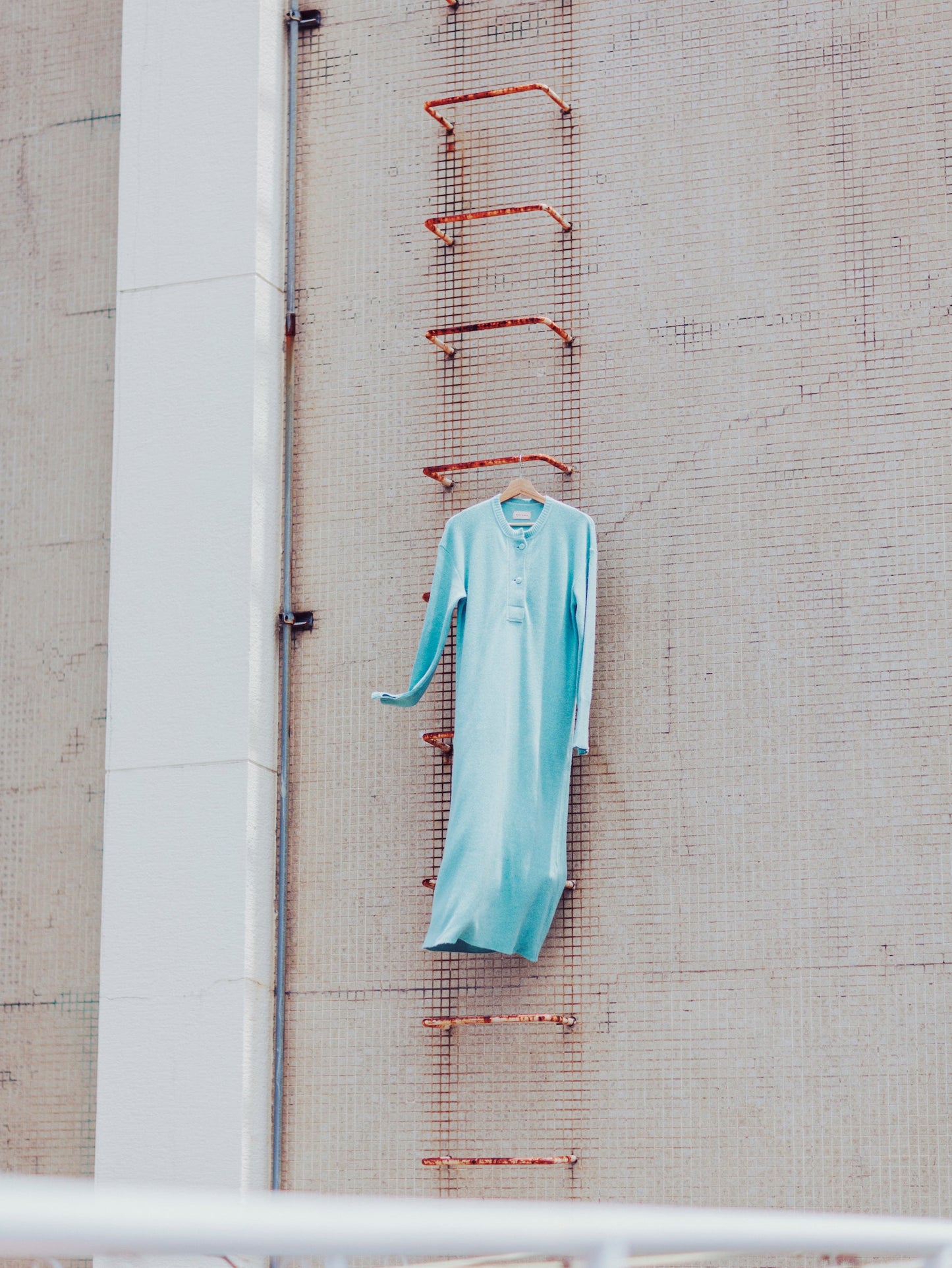 HENRY NECK LONG KNIT DRESS