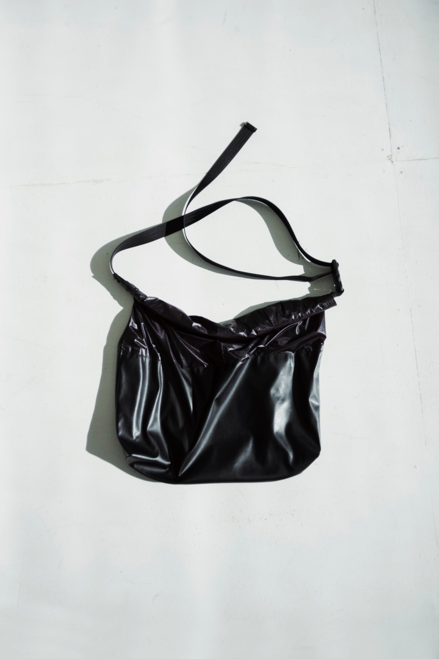 BRIGHT ROLL UP BAG (WIDE)