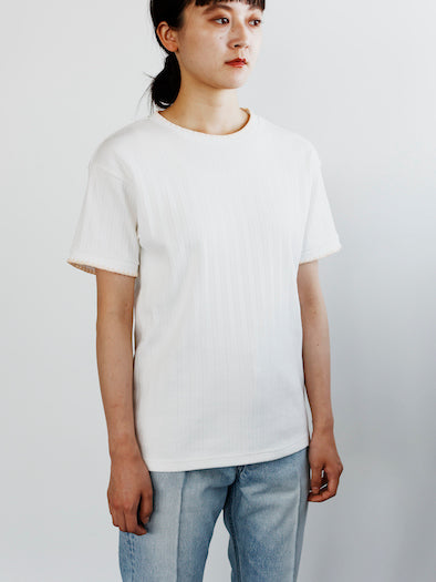 EMBROIDERED TEE