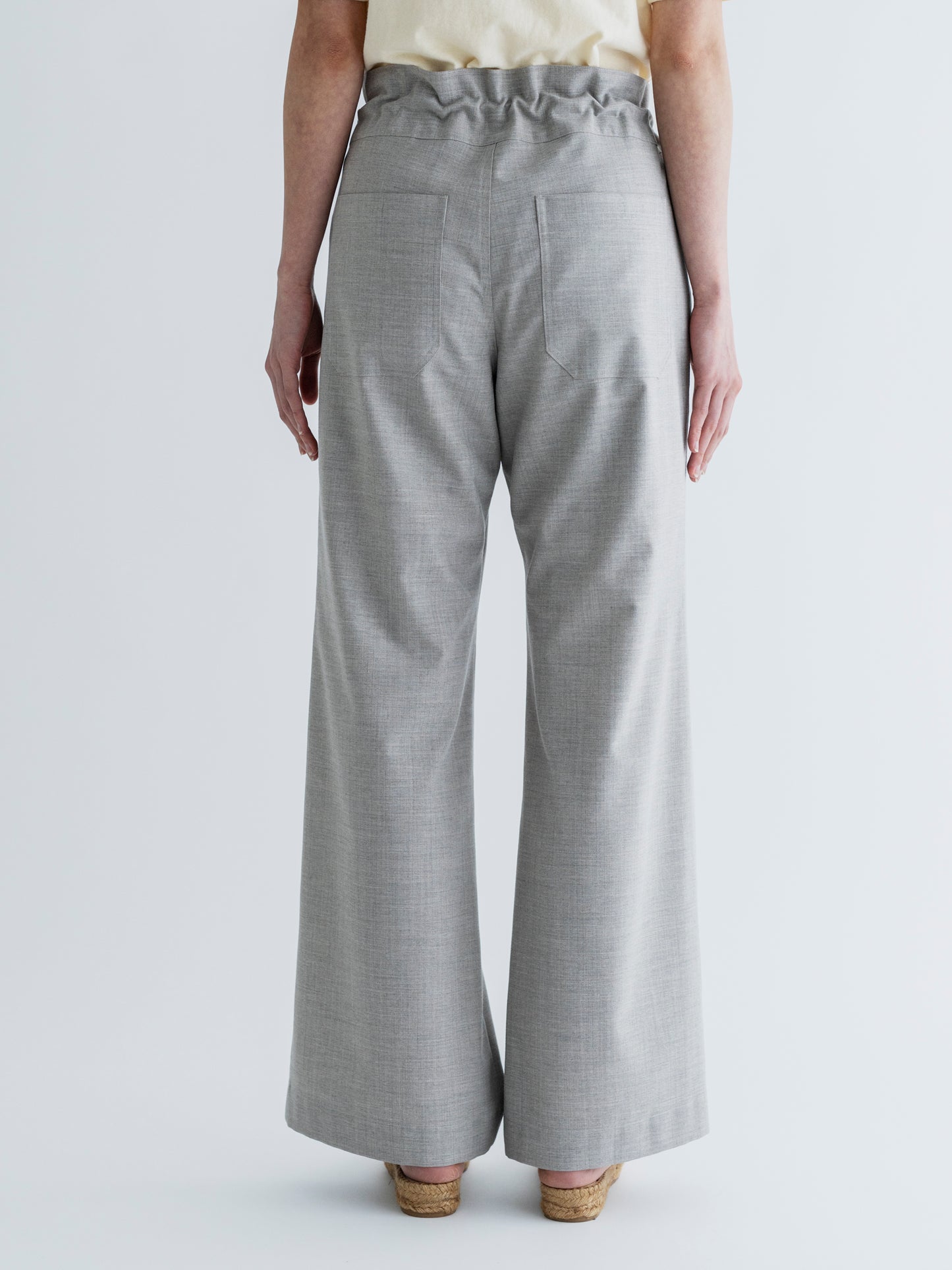 COMFORTABLE DRAWCORD PANTS