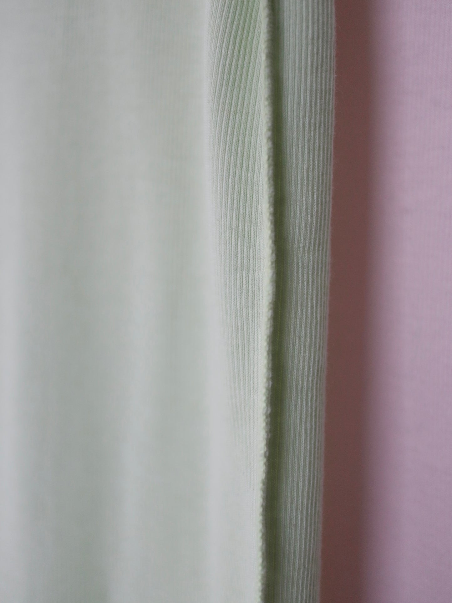 SOFT RIB TURTLENECK
