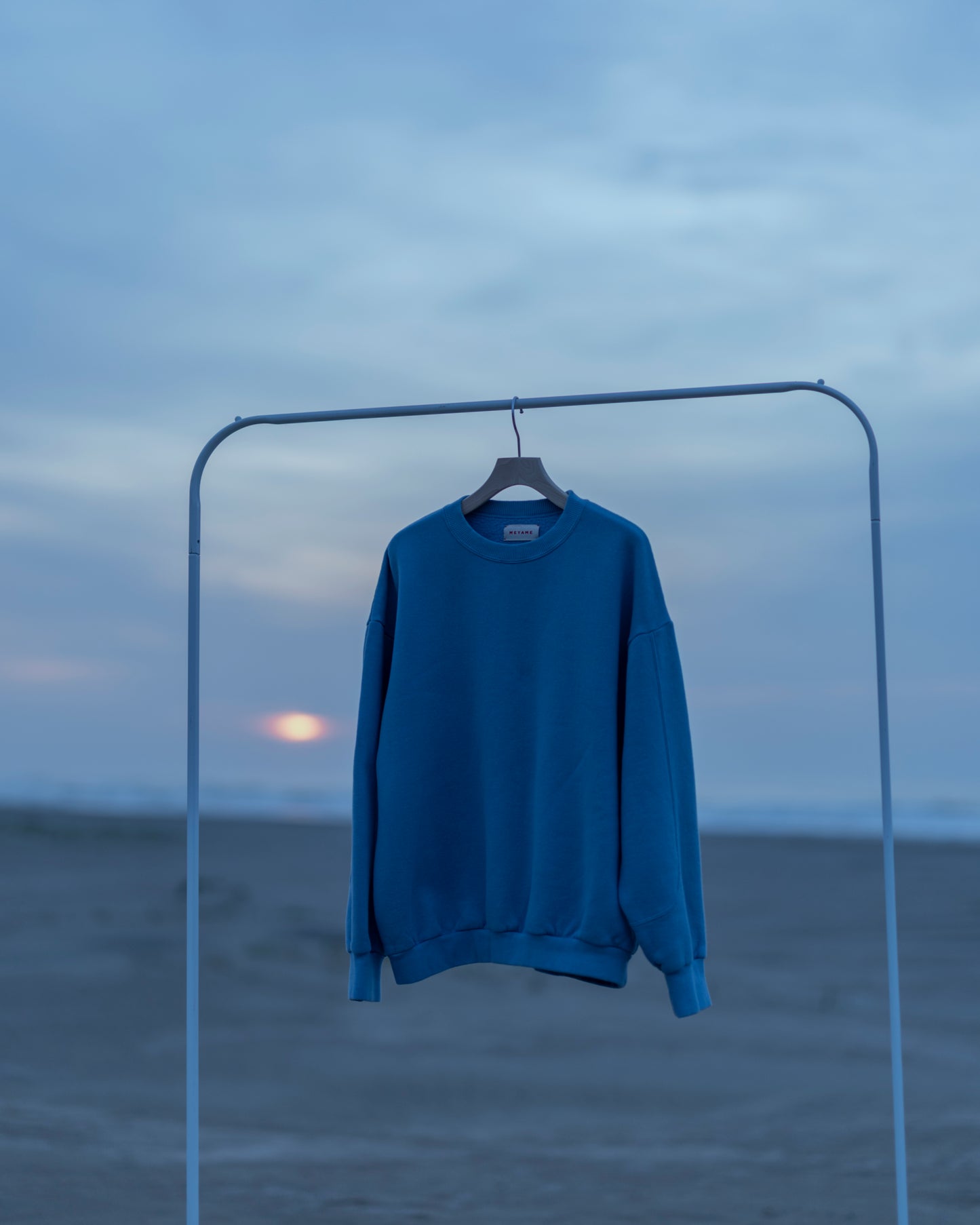 SWITCHING PATTERN SWEAT (BRUSHED LINING)