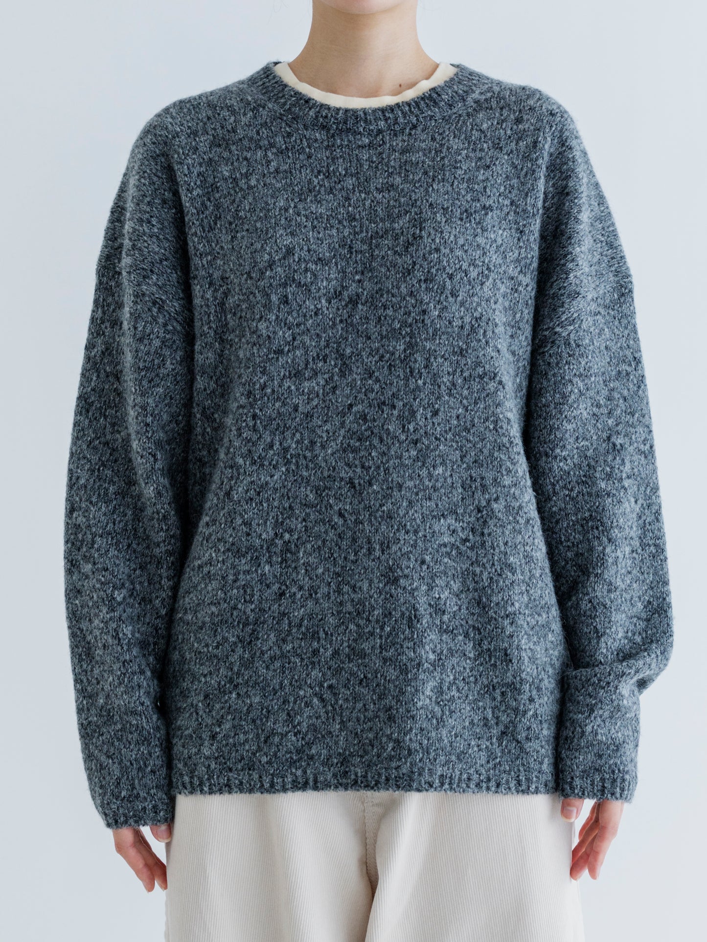 FLUFFY WOOL PULLOVER