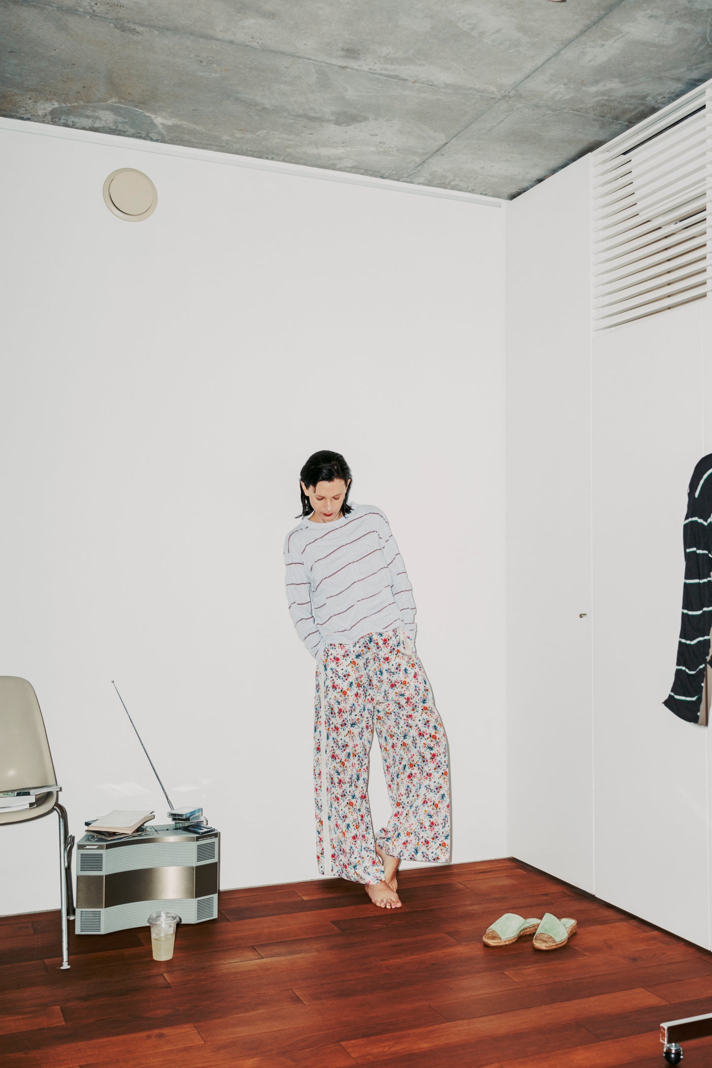 【NEW COLOR / WHITE】SIDE LINE WIDE PANTS  (FLOWER)