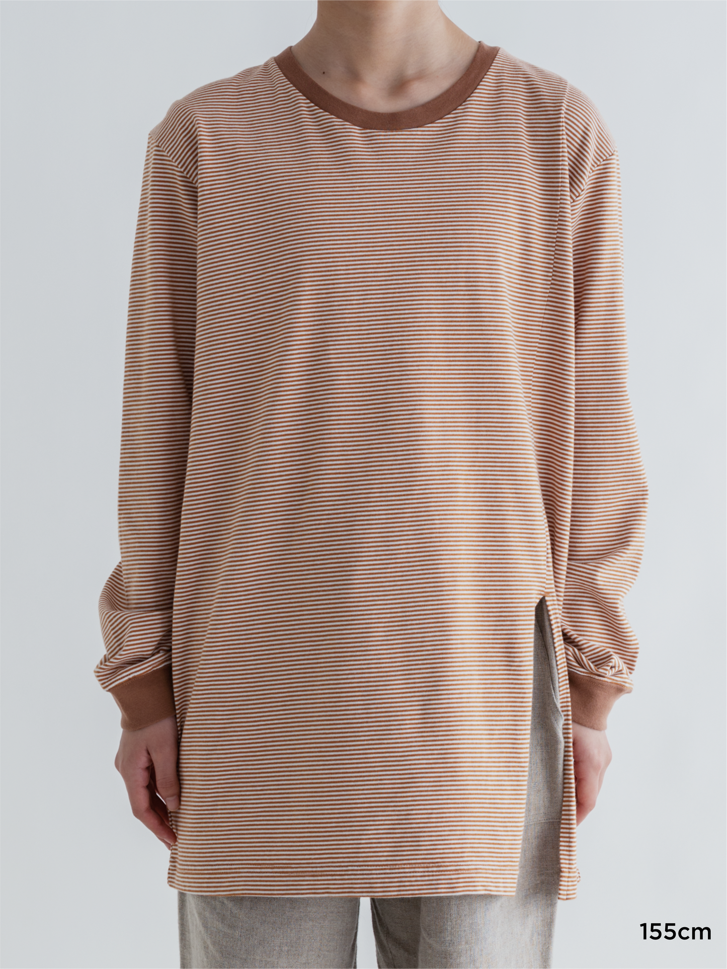 BORDER SLIT LONG SLEEVE TEE