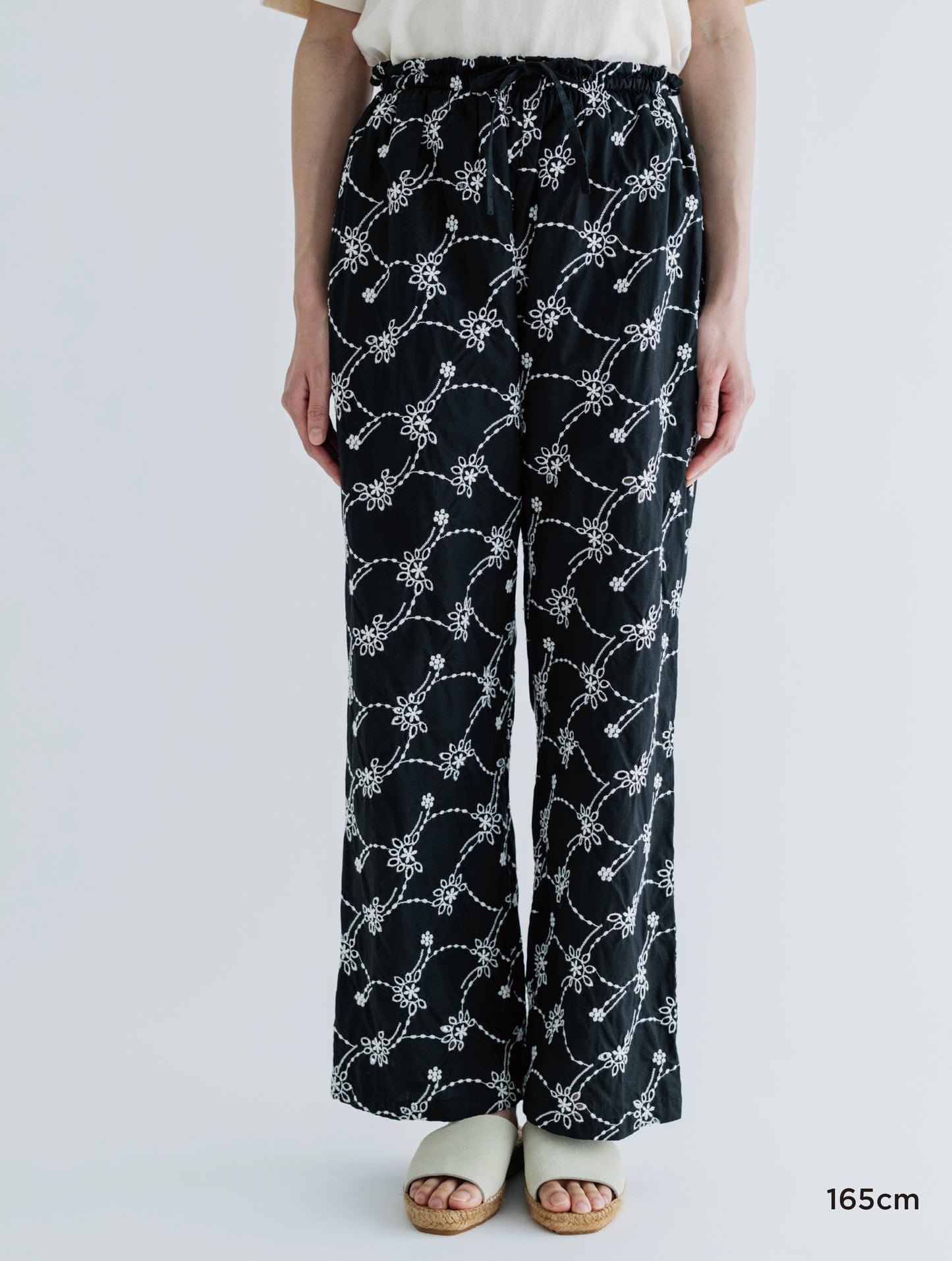 EMBROIDERED COZY PANTS