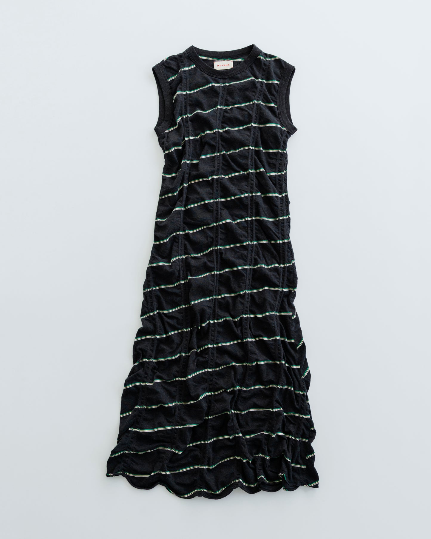 TUCKED JACQUARD BORDER SLEEVELESS DRESS