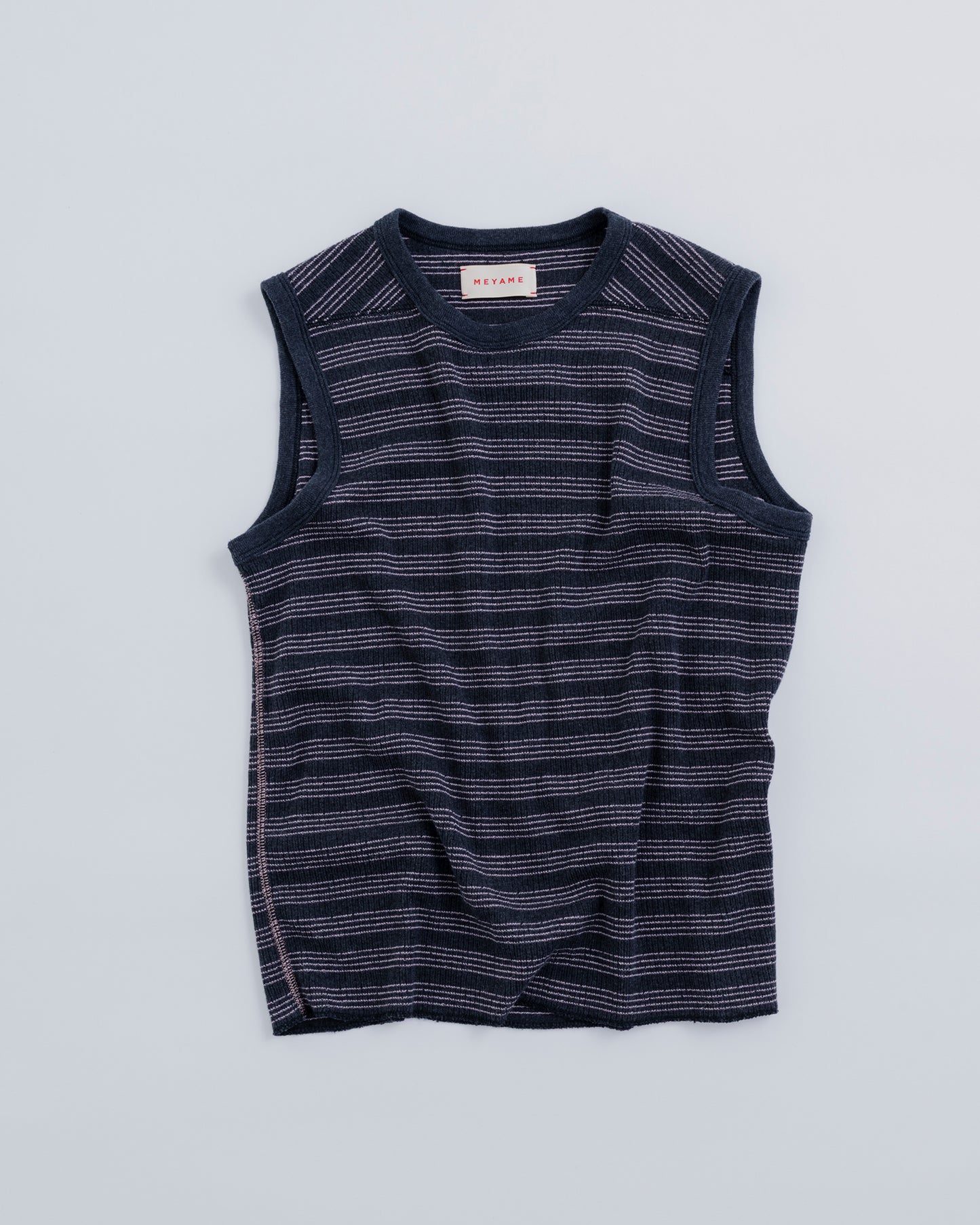 EYELET RIB BORDER SLEEVELESS