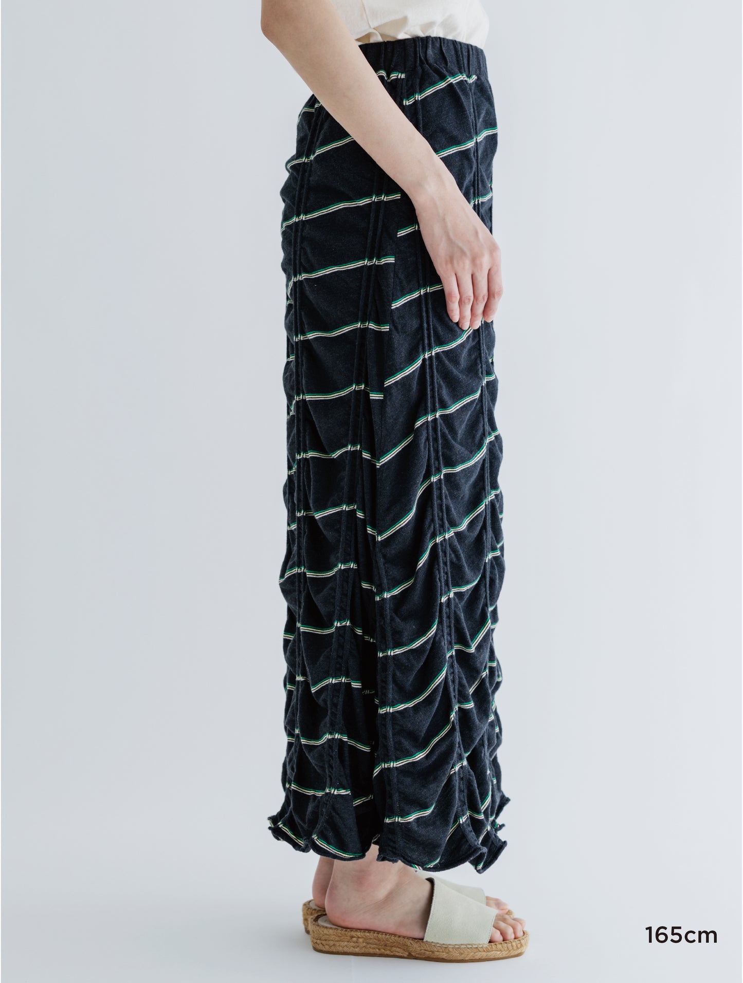 TUCKED JACQUARD BORDER SKIRT