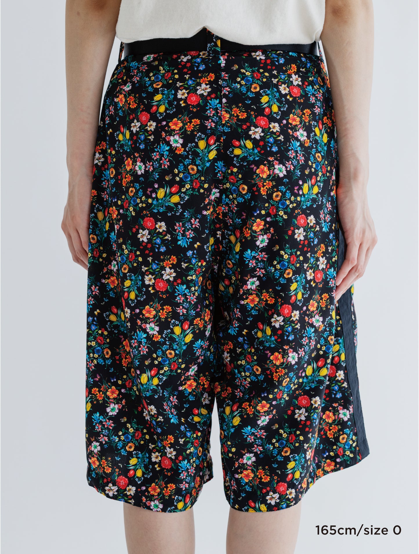 SIDE LINE WIDE HALF PANTS (FLOWER)