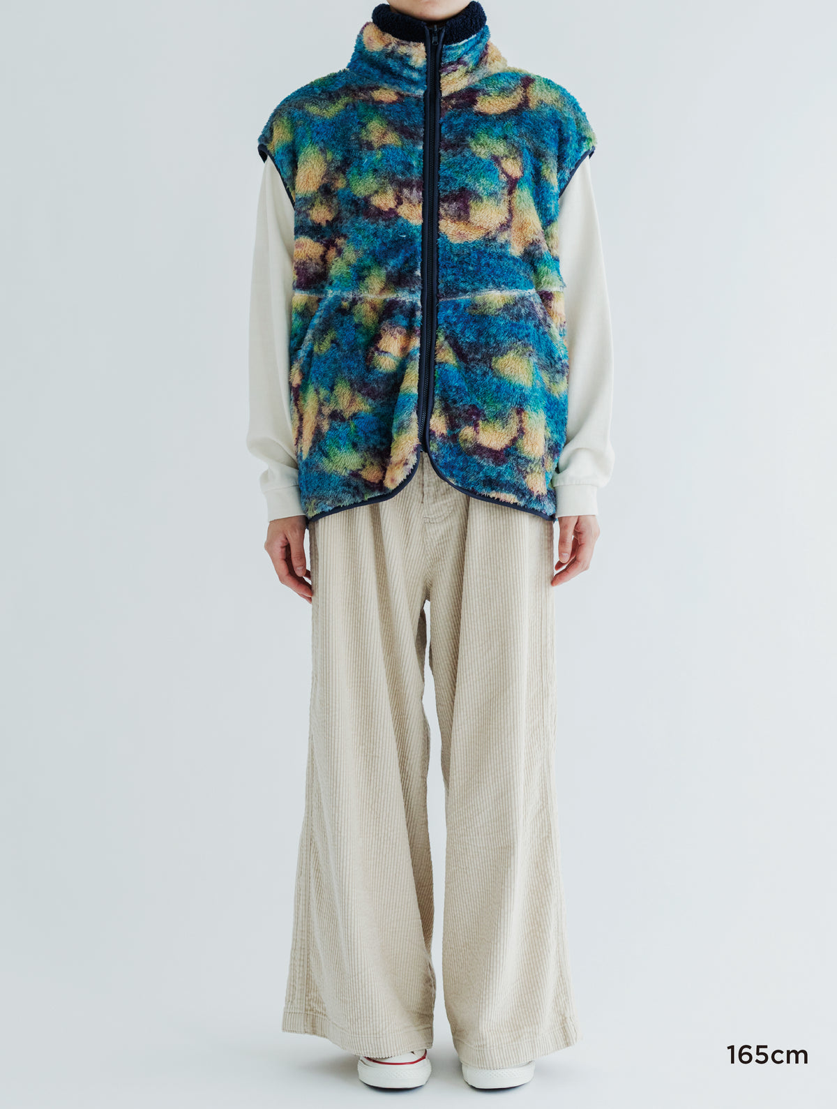 PRINT/ SOLID REVERSIBLE FLEECE VEST
