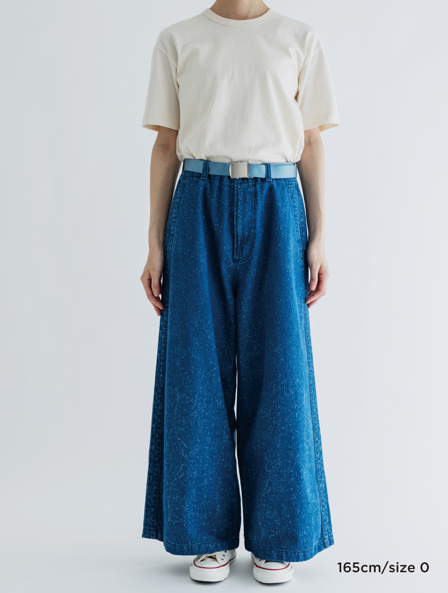 WASHED DENIM SIDE LINE WIDE PANTS