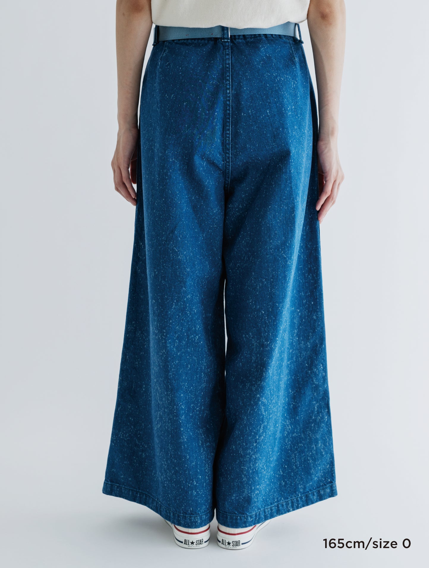 WASHED DENIM SIDE LINE WIDE PANTS