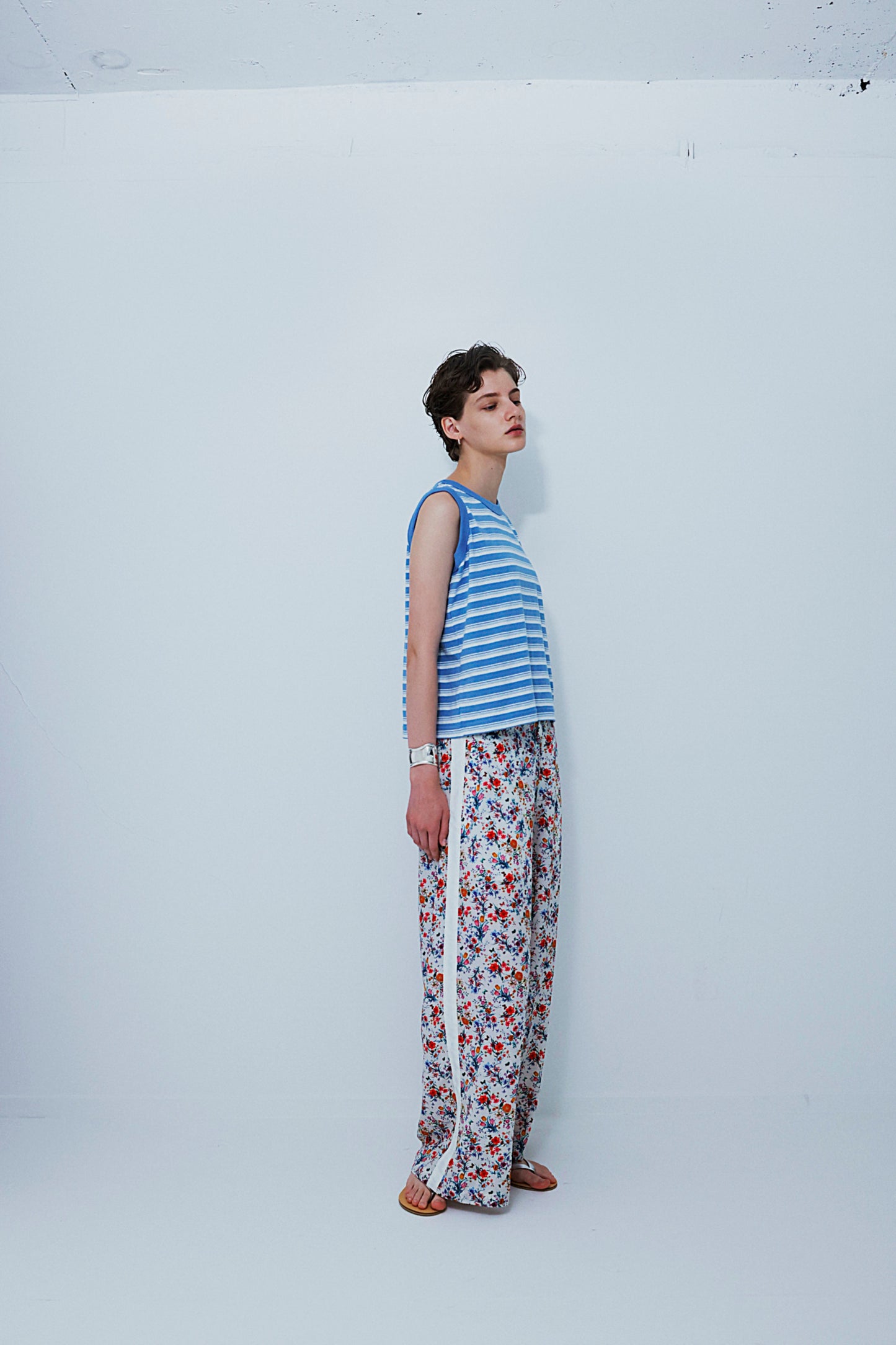 【NEW COLOR / WHITE】SIDE LINE WIDE PANTS  (FLOWER)