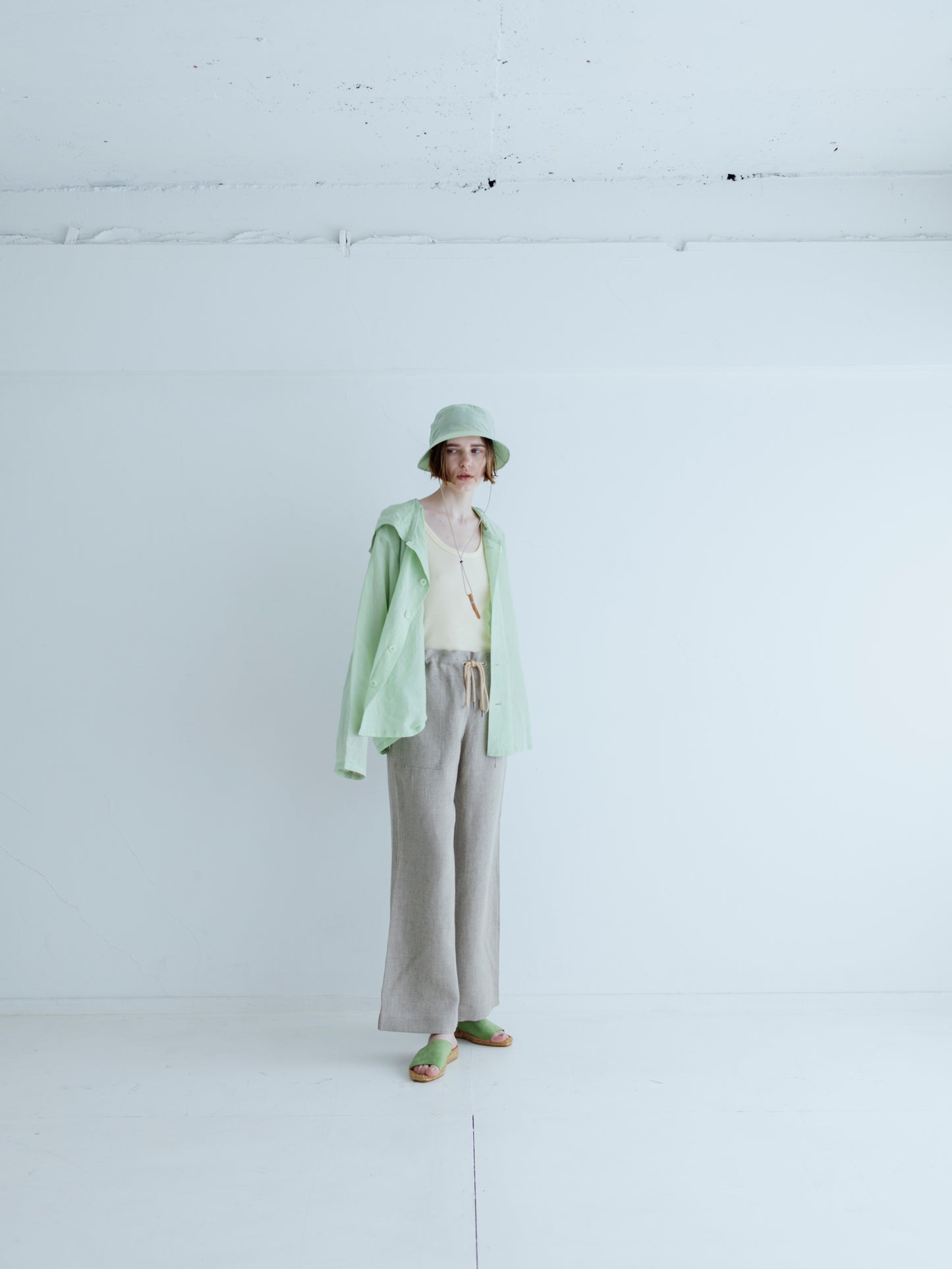 LINEN COMFORTABLE DRAWCODE PANTS