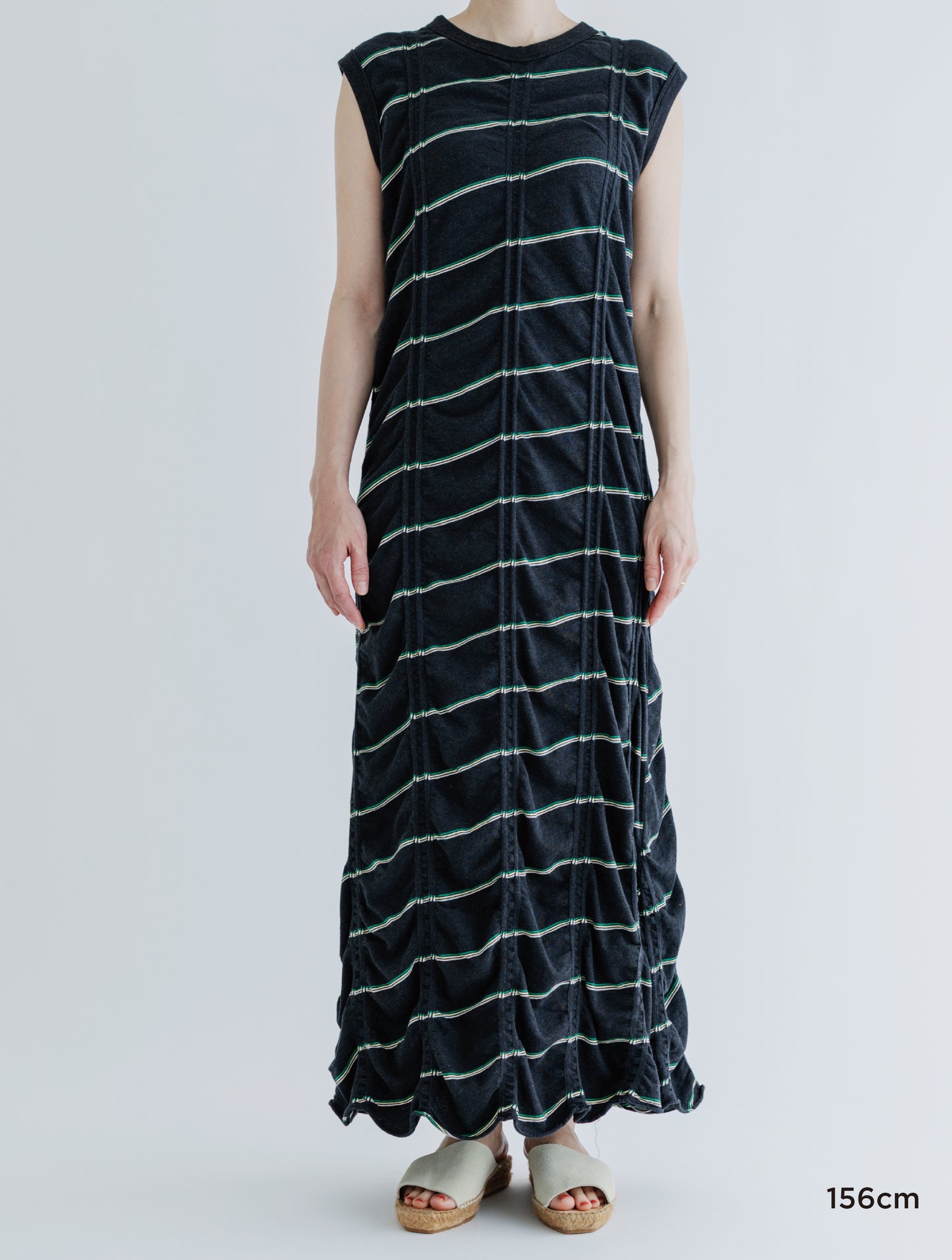 TUCKED JACQUARD BORDER SLEEVELESS DRESS