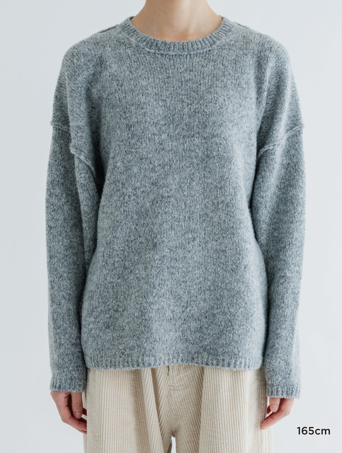 OUT LINKING FLUFFY WOOL PULLOVER