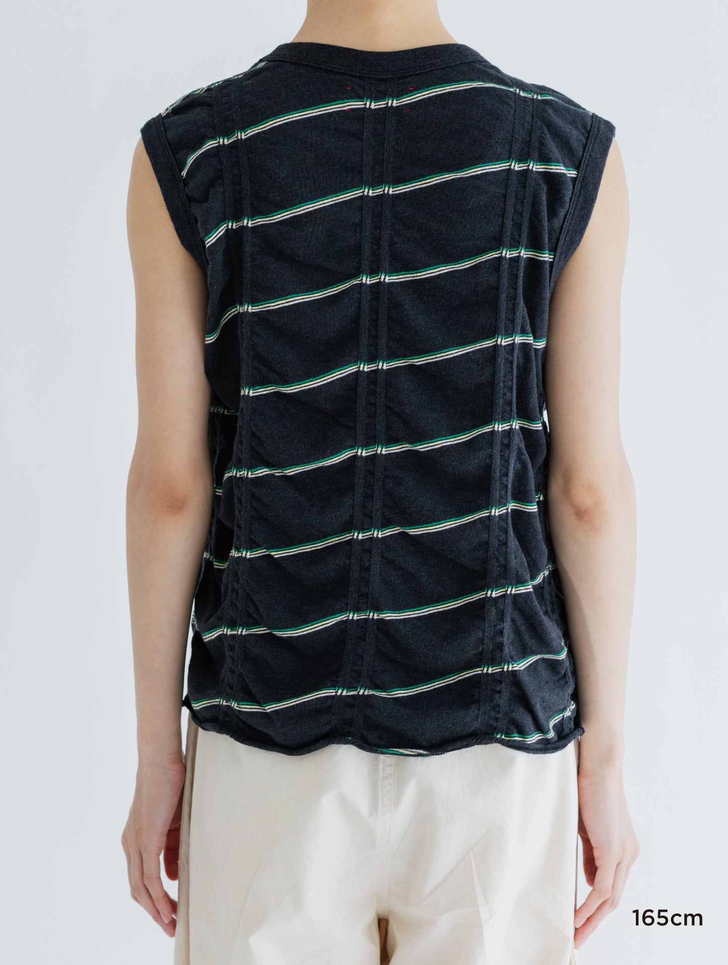 TUCKED JACQUARD BORDER SLEEVELESS
