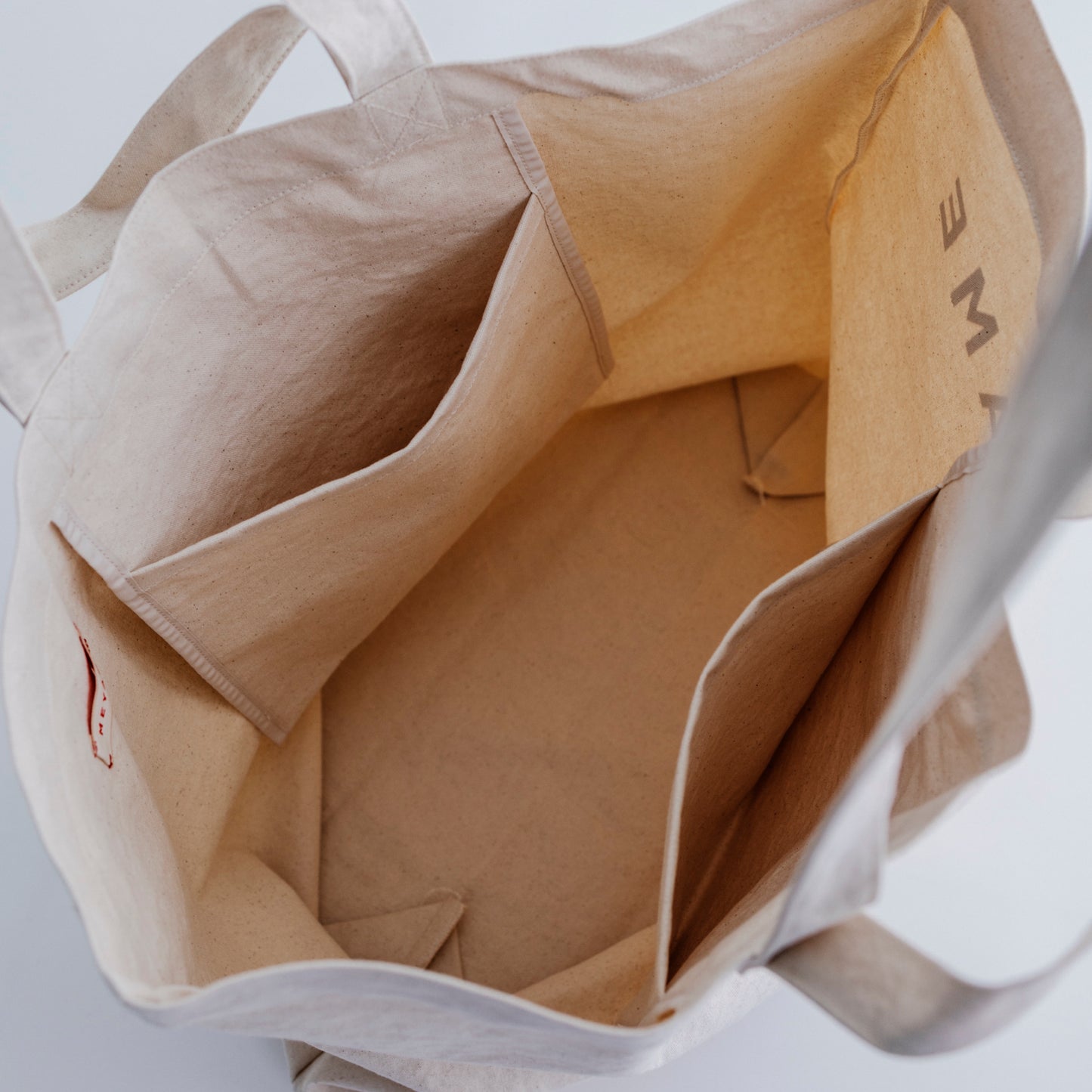 CANVAS BIG TOTE WITH USED BADGE