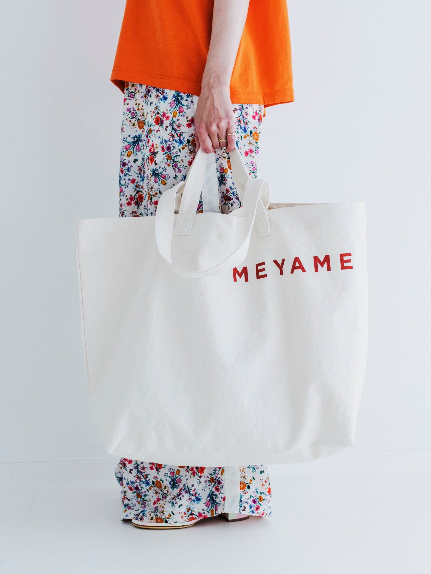 MEYAME CANVAS BIG TOTE