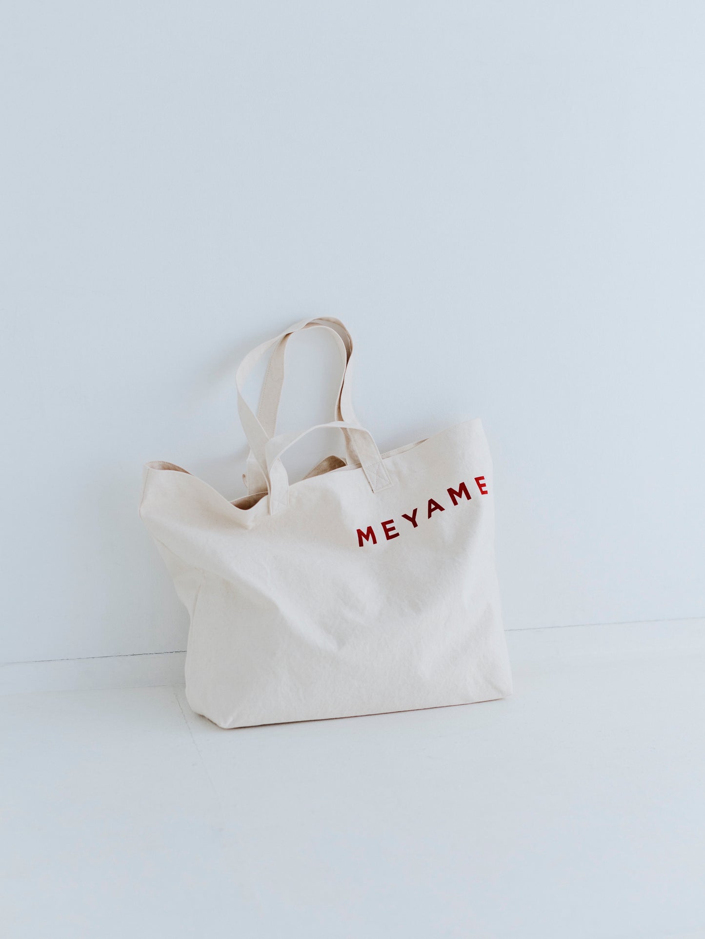 CANVAS BIG TOTE WITH USED BADGE