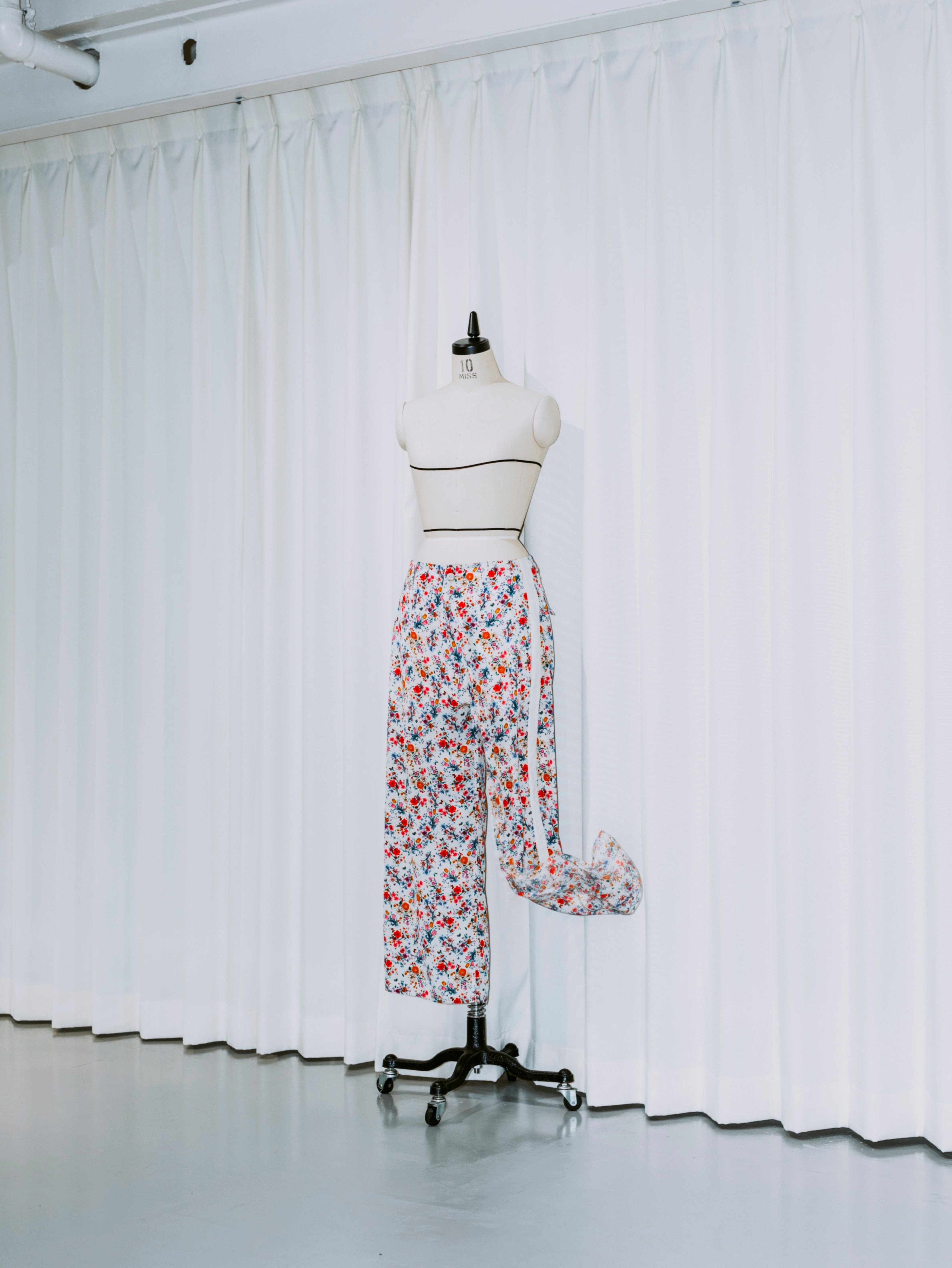 SALE】Front Cut Stitch Wide Pants