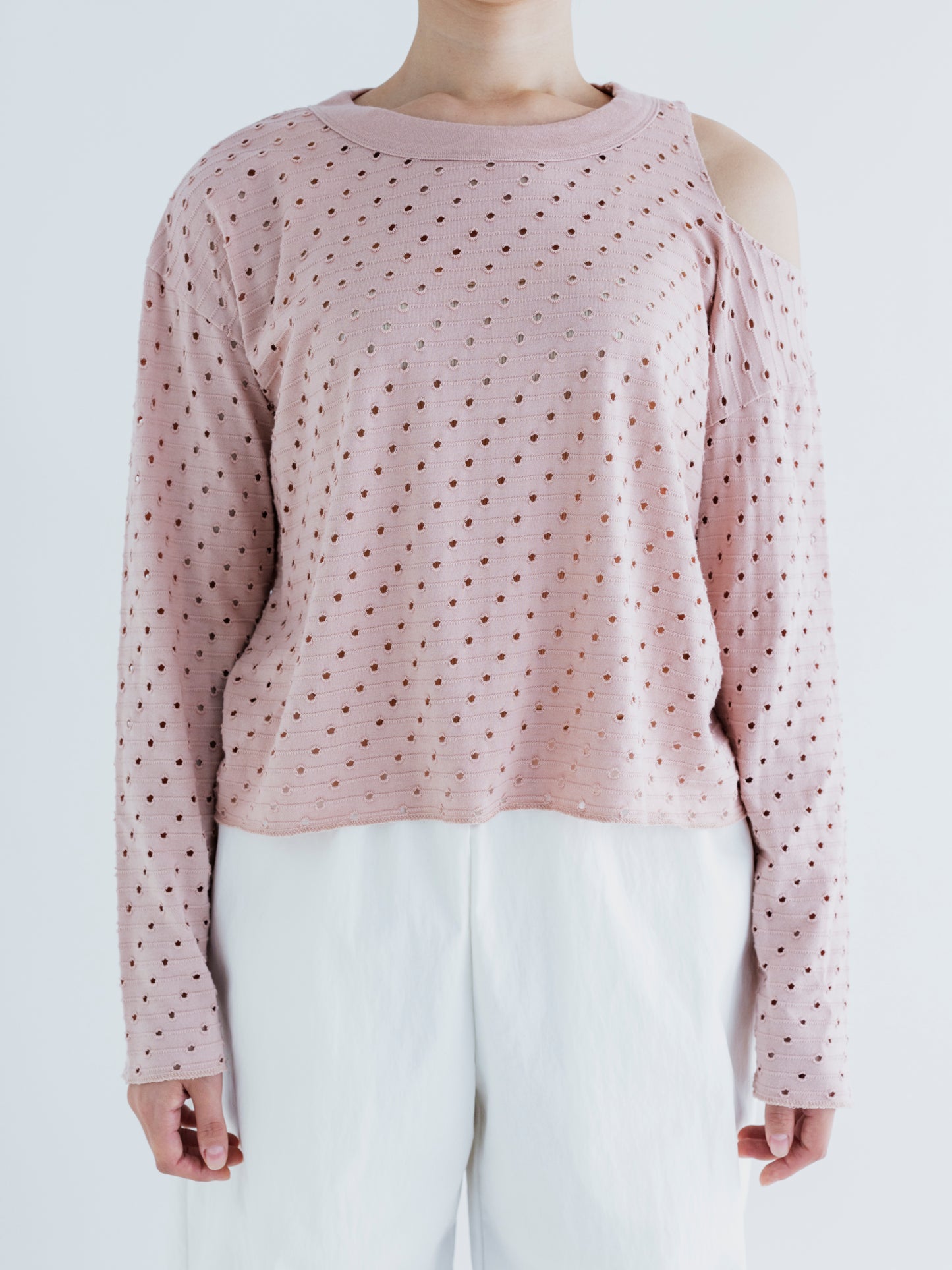 DOT HOLE JACQUARD LONG SLEEVE TEE