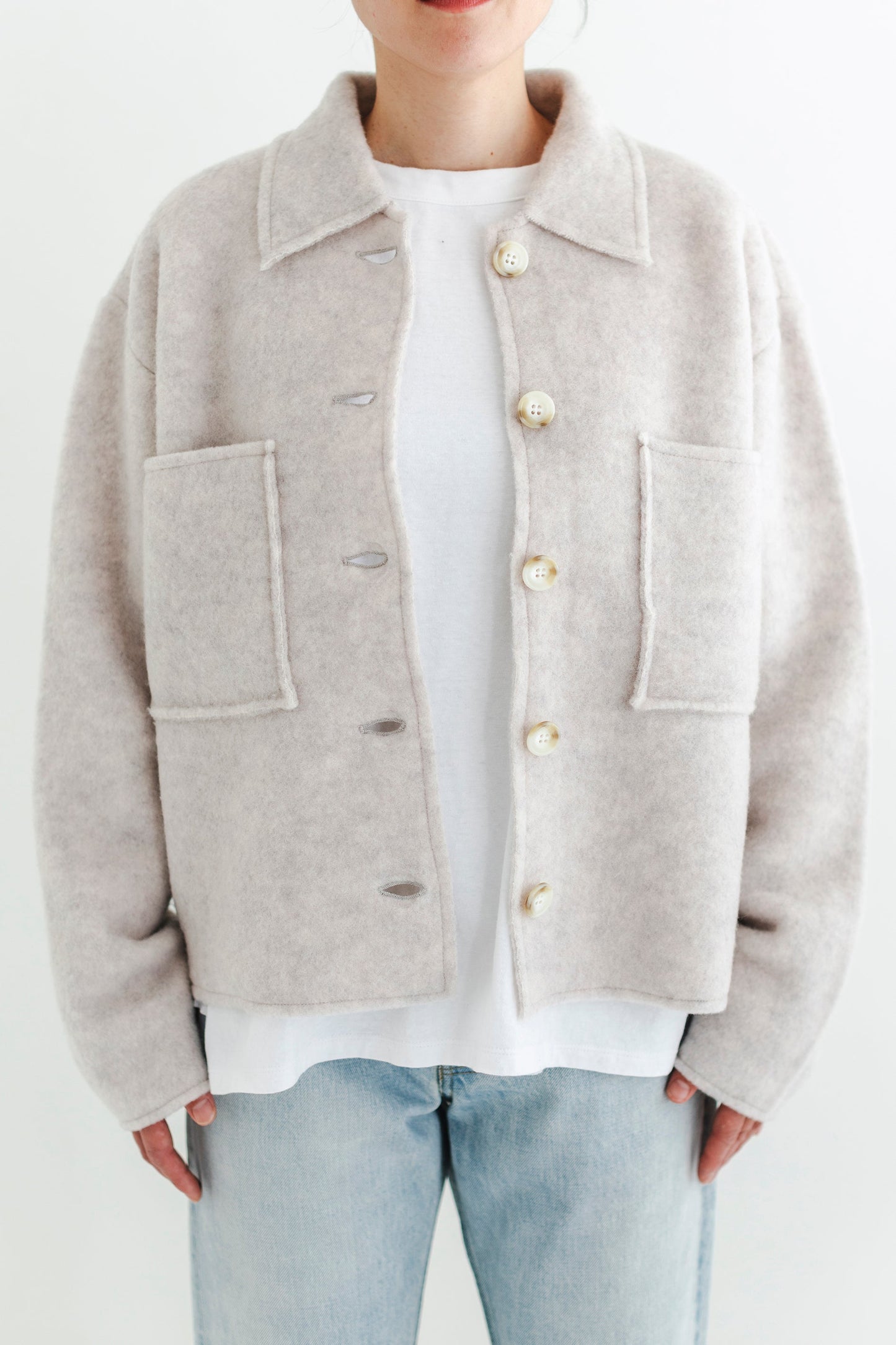 LIGHT WOOL SHORT JACKET