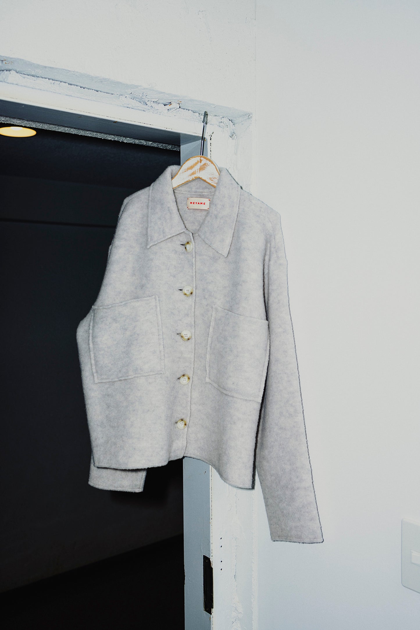 LIGHT WOOL SHORT JACKET