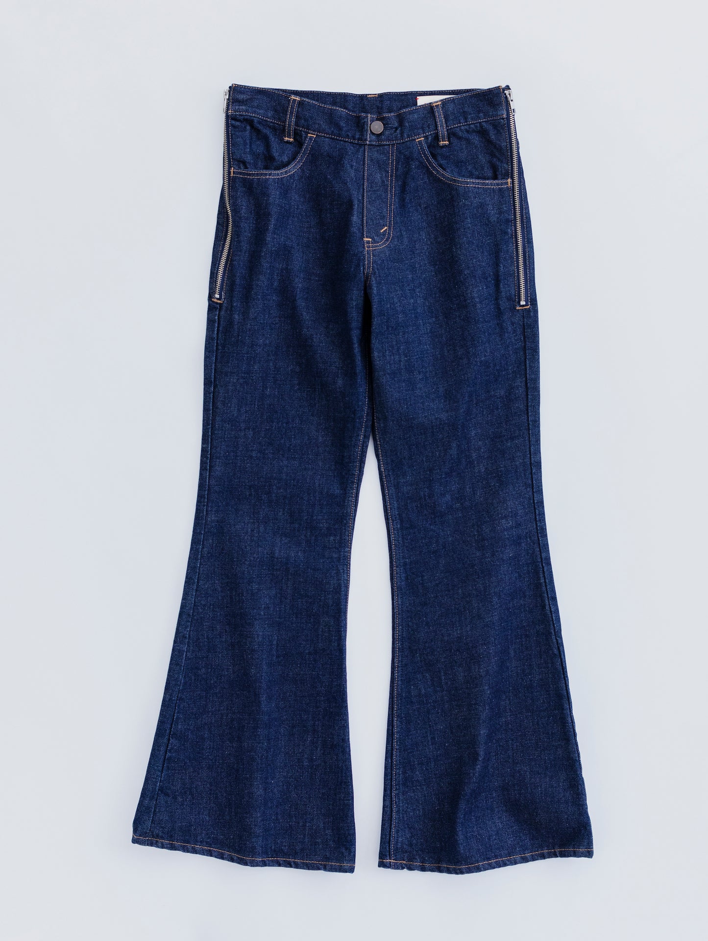 ORGANIC SIDE ZIP FLARE DENIM