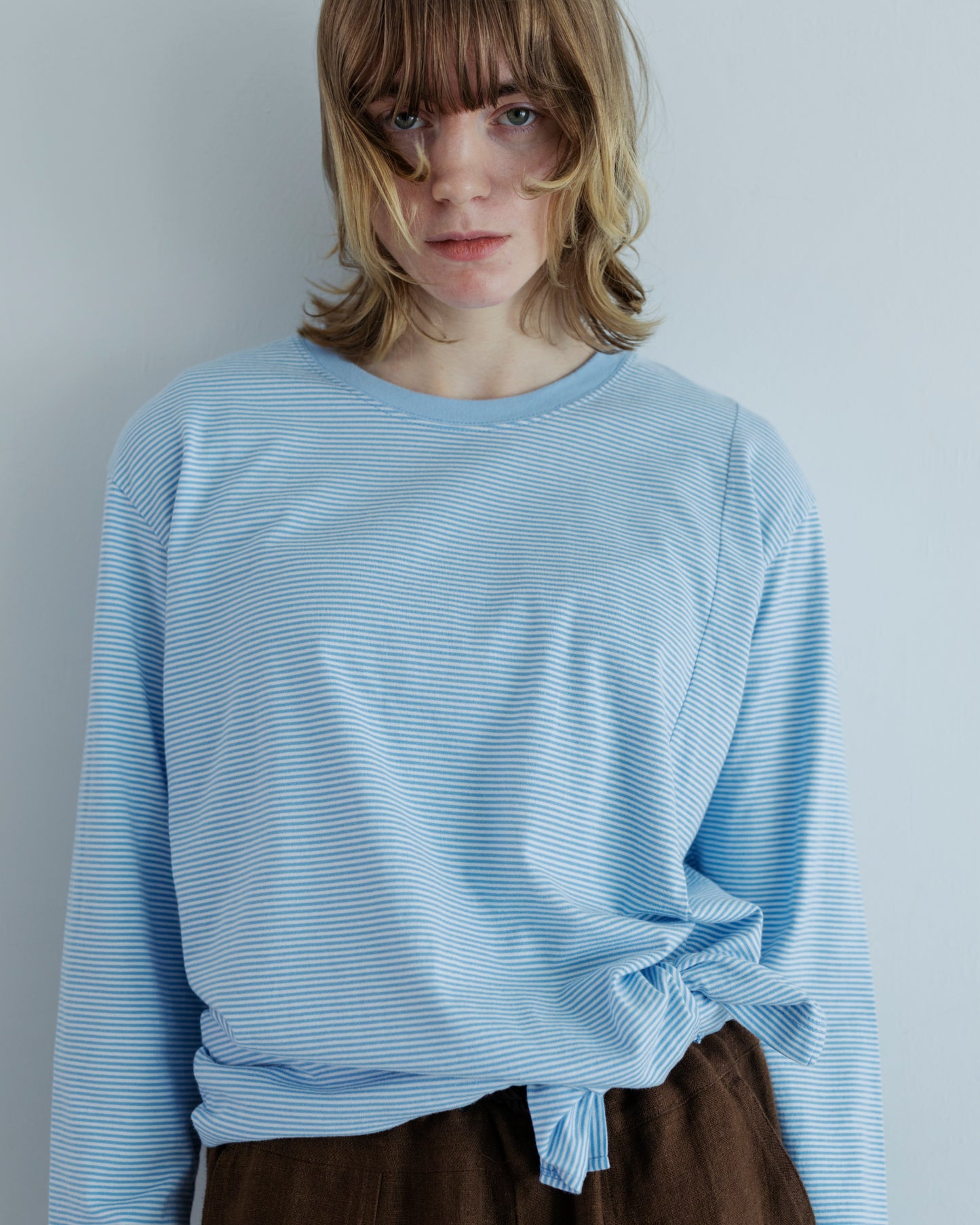 BORDER SLIT LONG SLEEVE TEE