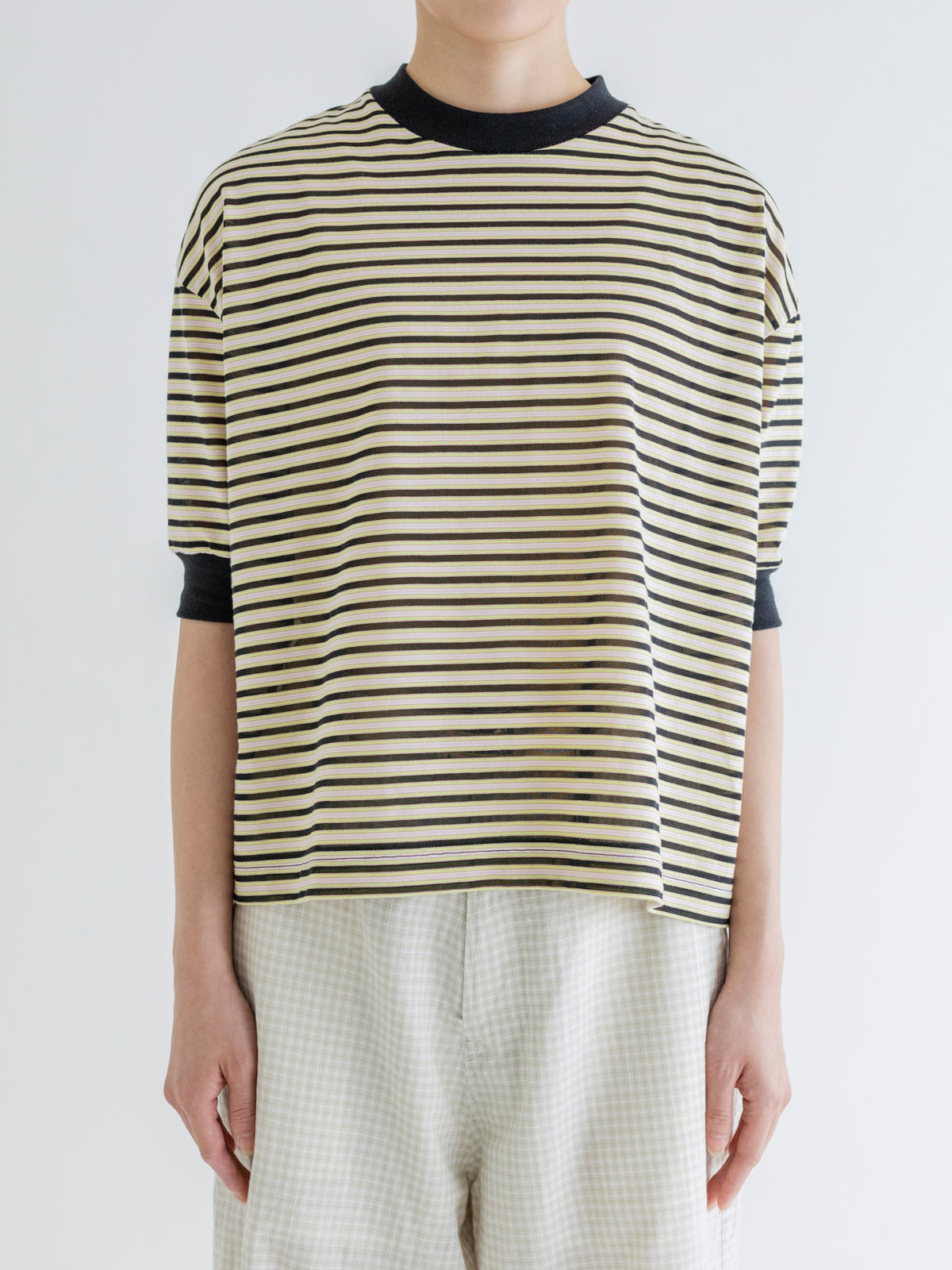 SHEER BORDER HALF-SLEEVE TEE