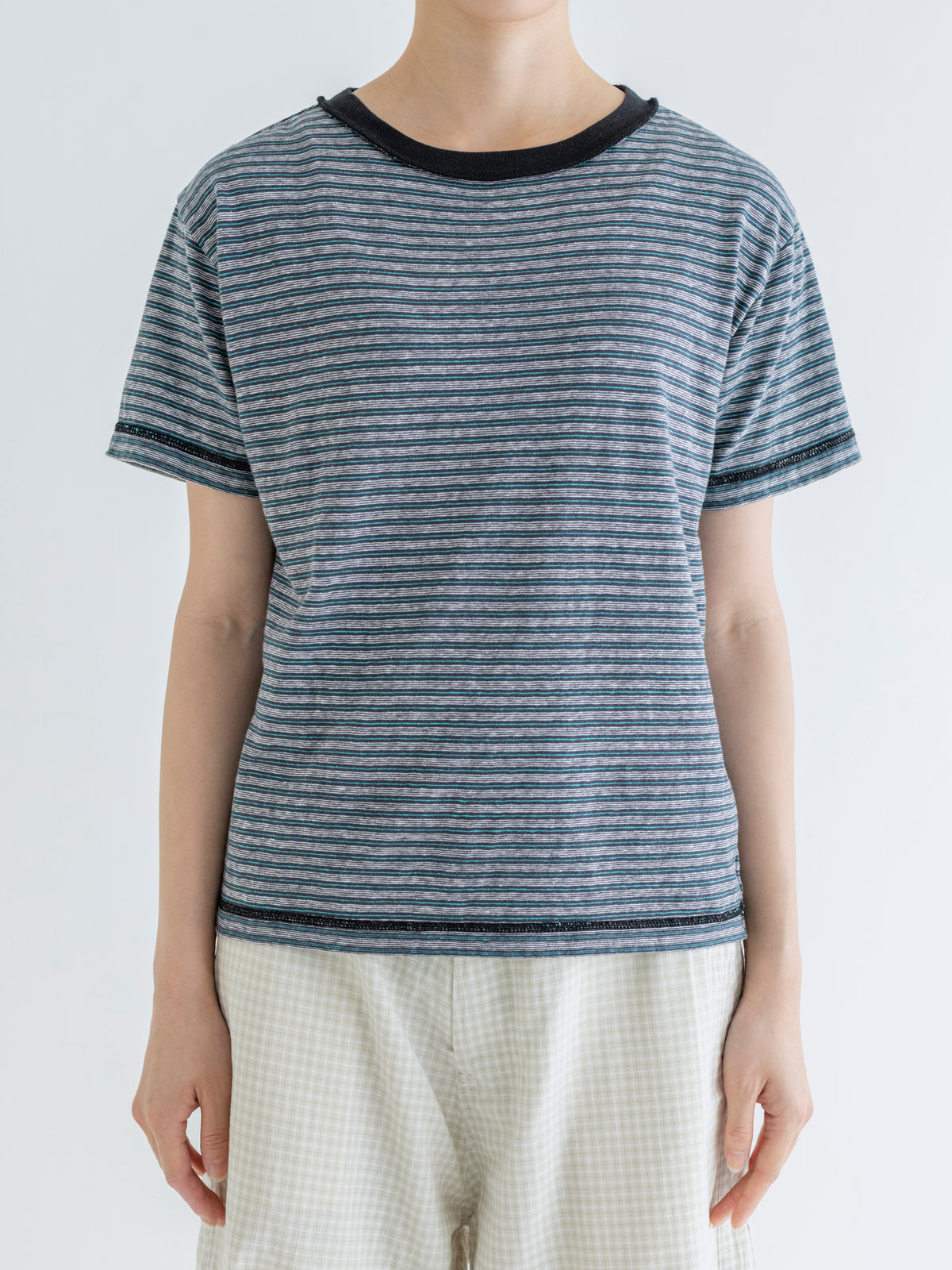 VISIBLE SEAMS BORDER TEE