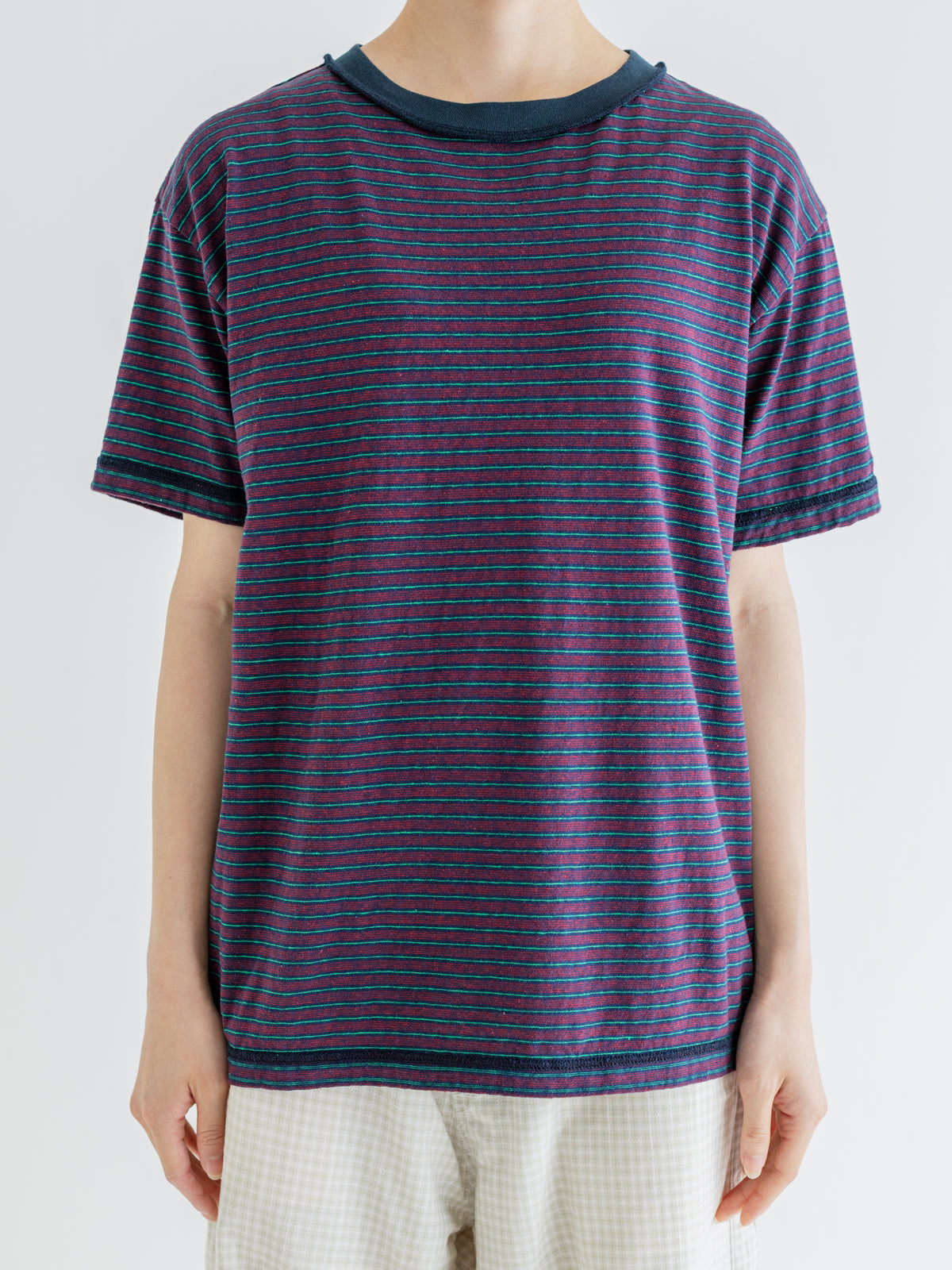 VISIBLE SEAMS BORDER TEE
