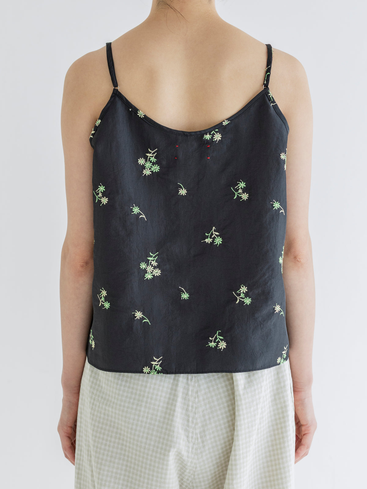 FLOWER  EMBROIDERY CAMISOLE